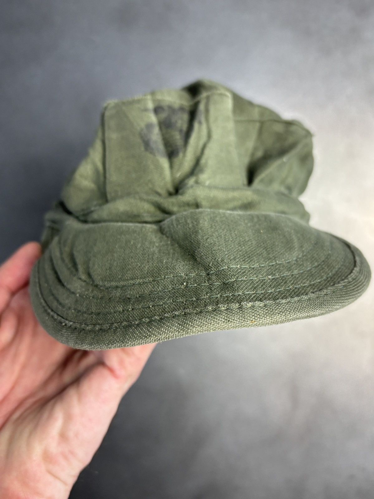 Vintage Vintage US Marine Corps Utility Hat Vietnam Drab Field EGA Size ONE SIZE - 5 Thumbnail
