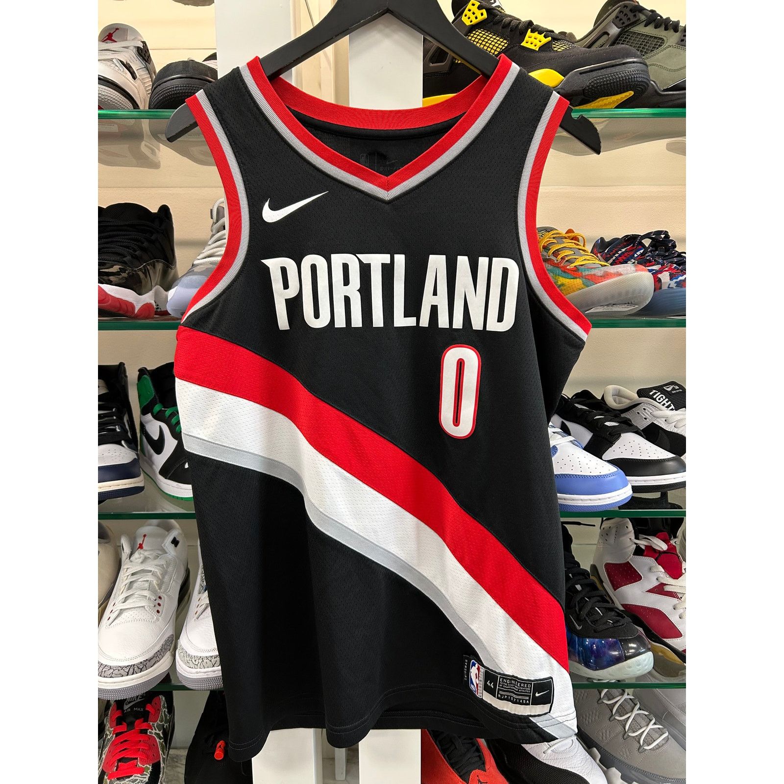 Nike Portland Trail Blazers NBA jersey 0 Lillard M B15 Size US M / EU 48-50 / 2 - 1 Thumbnail
