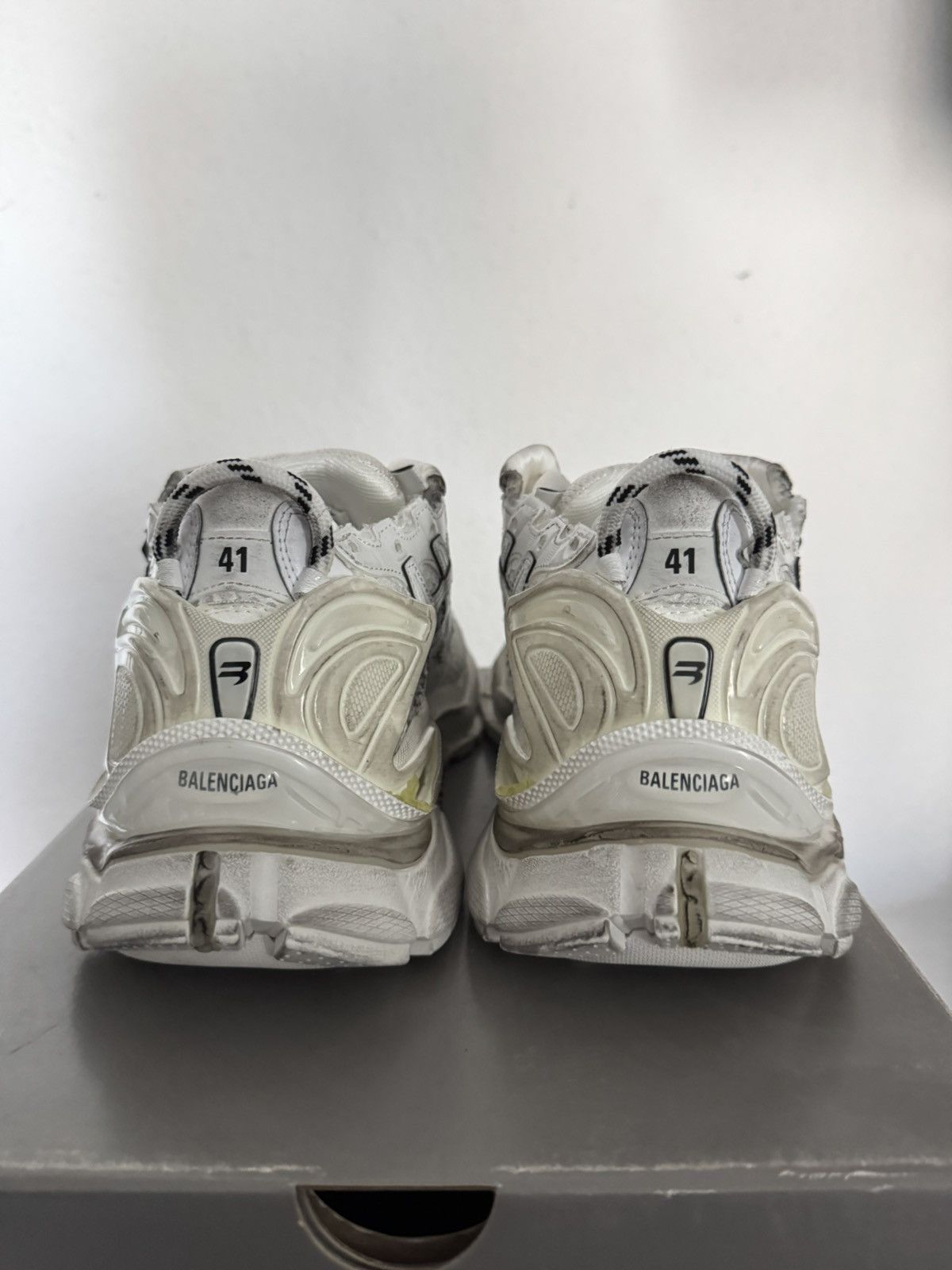 Balenciaga Balenciaga Runner White 41 Size US 8 / EU 41 - 4 Thumbnail