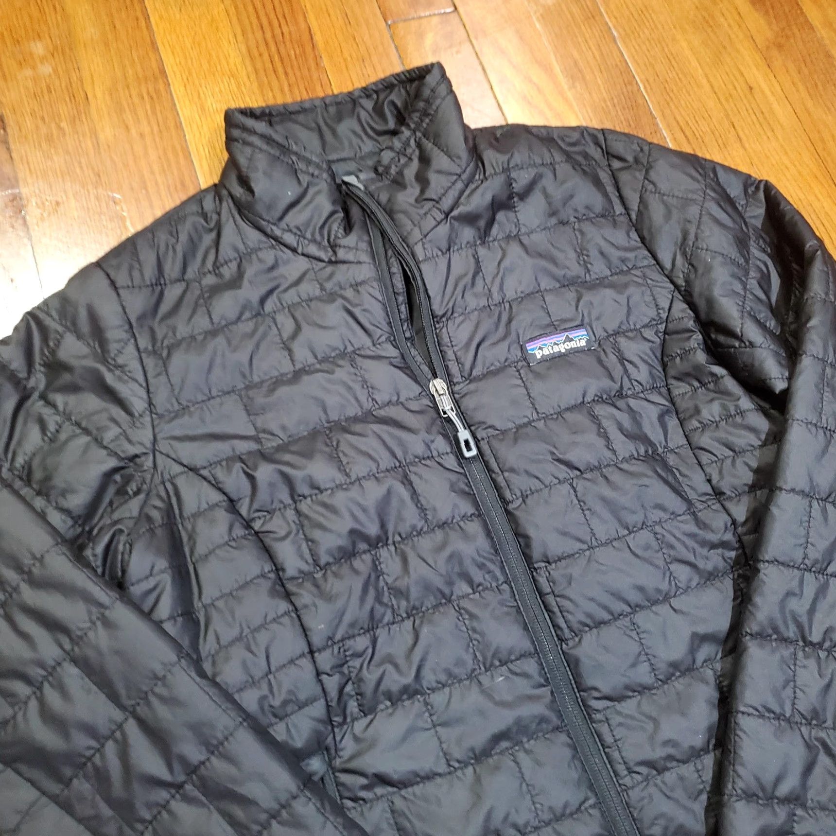 Patagonia Patagonia Jacket Womens Small Black Insulated Puffer Full Zip QuickBooks Logo Size S / US 4 / IT 40 - 4 Thumbnail