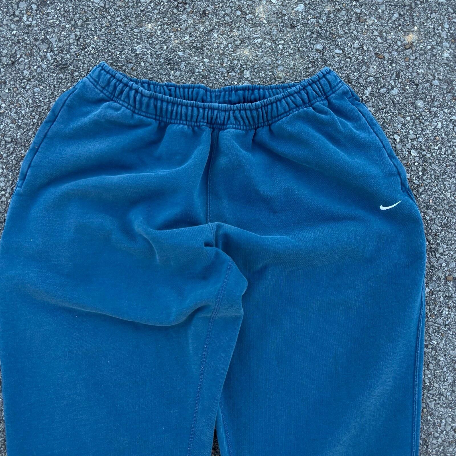 Nike Y2K baggy Blue Nike sweatpants Size US 36 / EU 52 - 3 Thumbnail