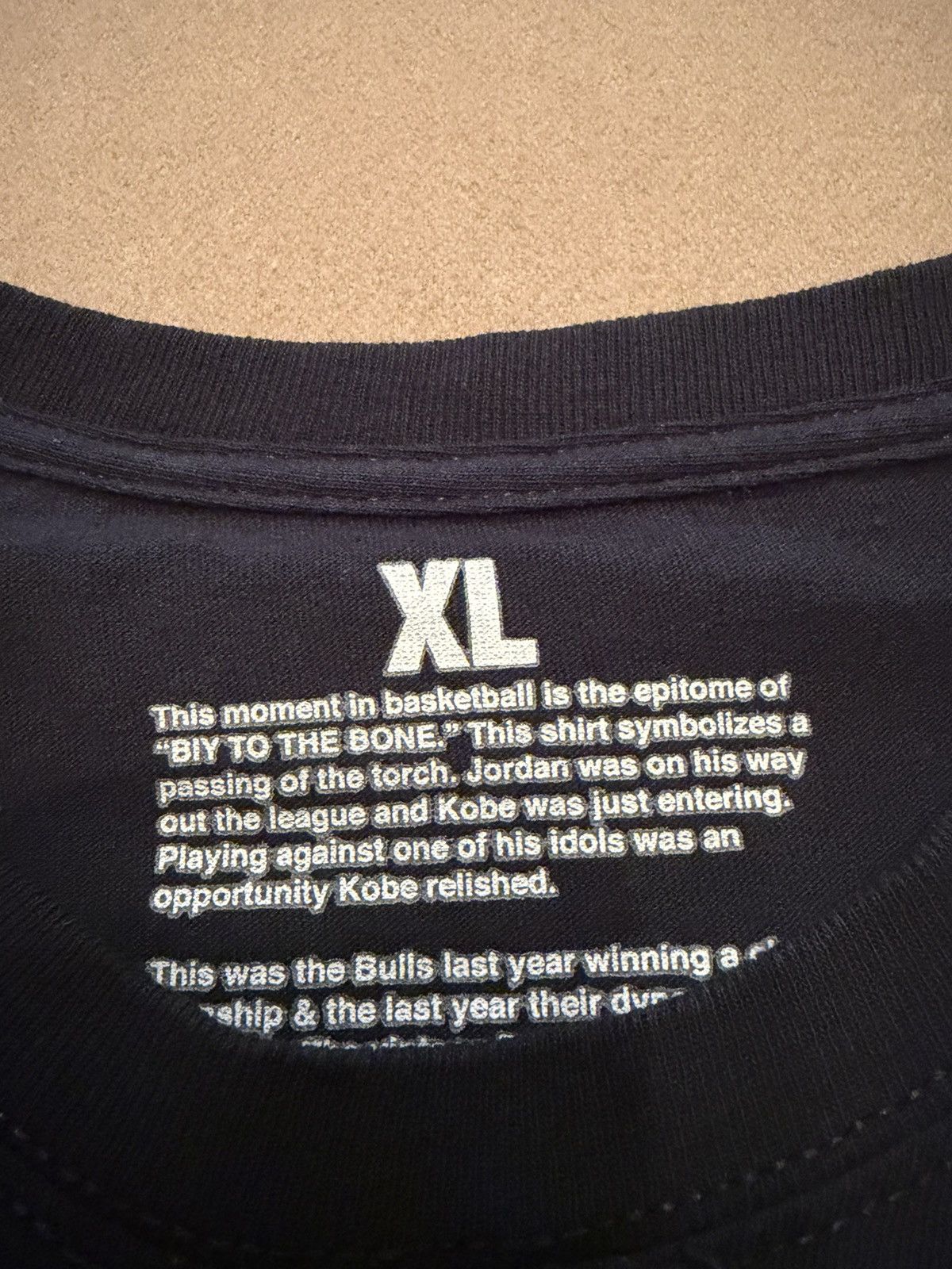 Vintage BIY ‘Michael Jordan and Kobe’ Tee Size US XL / EU 56 / 4 - 4 Thumbnail