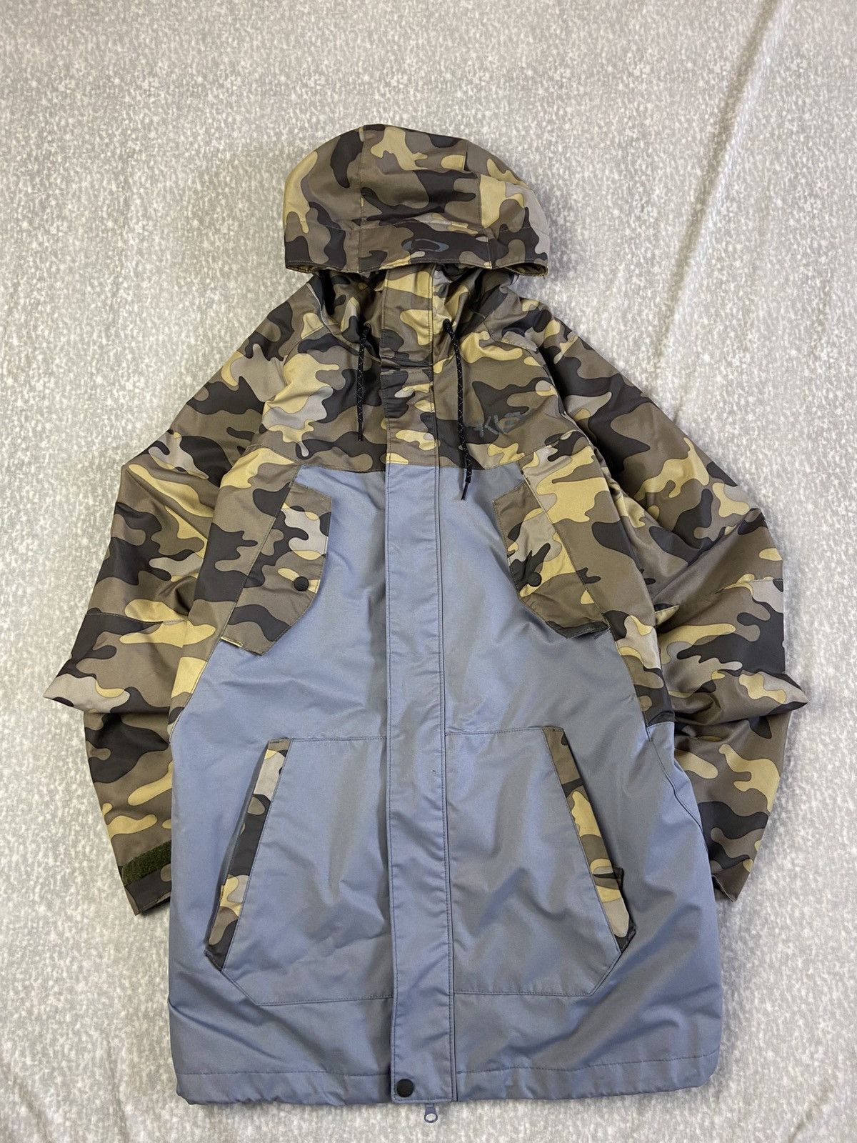 Oakley Oakley Regiment Camo Snowboard Jacket/ Ski Parka Size US S / EU 44-46 / 1 - 1 Thumbnail