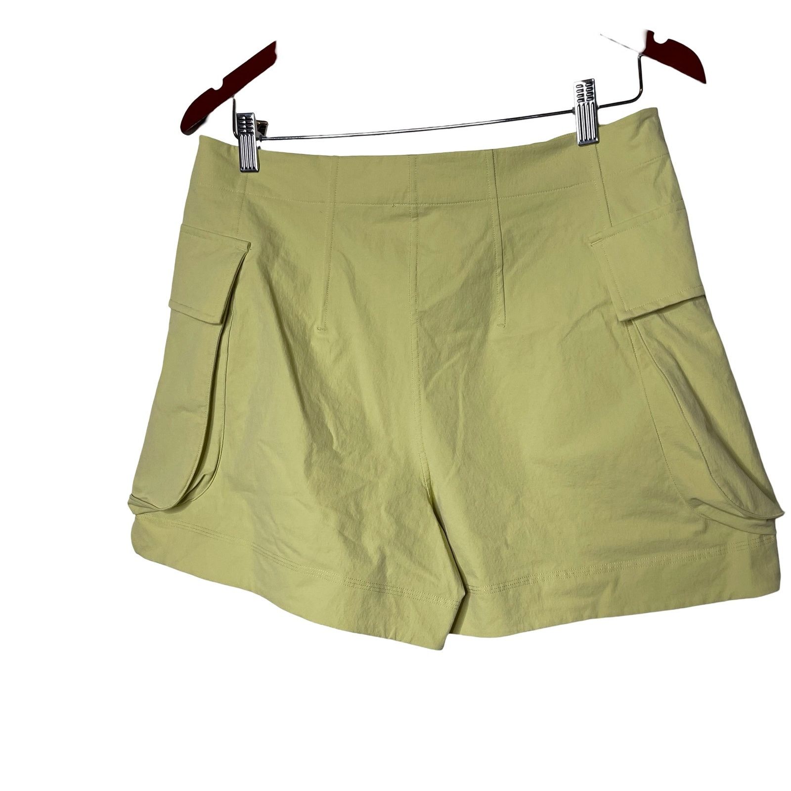 Lululemon Lululemon Relaxed Fit Super High Rise Cargo Short Lime 12 Size 34" / US 12 / IT 48 - 2 Thumbnail