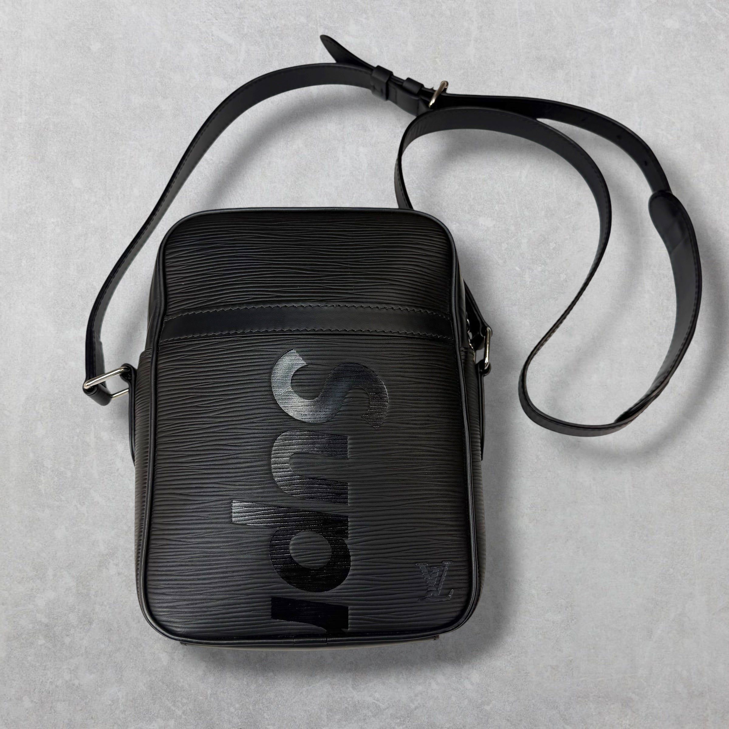Louis Vuitton Louis Vuitton x Supreme Black Danube Epi PM Size ONE SIZE - 1 Thumbnail