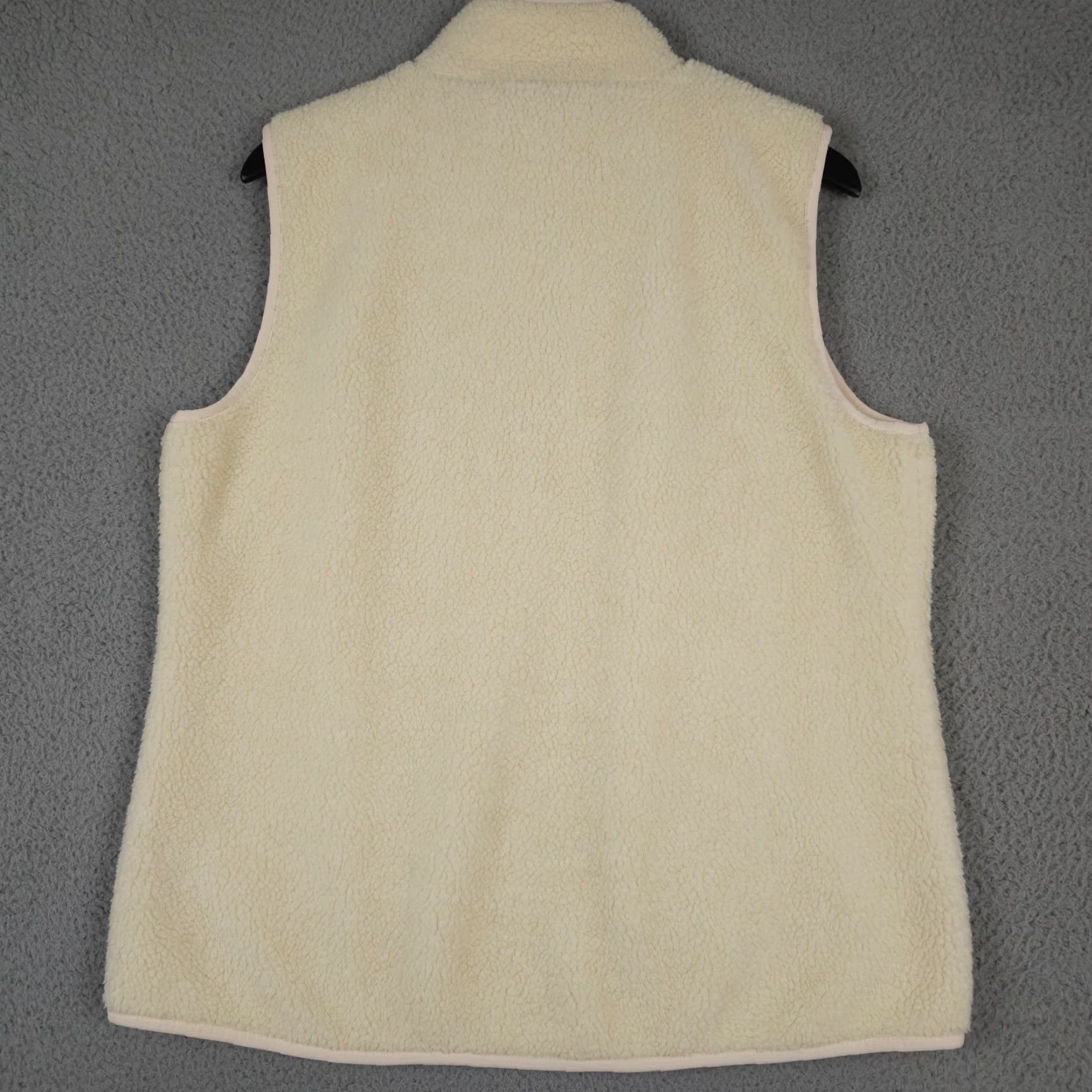 Talbots T by Talbots Vest Womens L Cream Faux Sherpa Fleece Full Zip Lined Pockets Size L / US 10 / IT 46 - 2 Thumbnail
