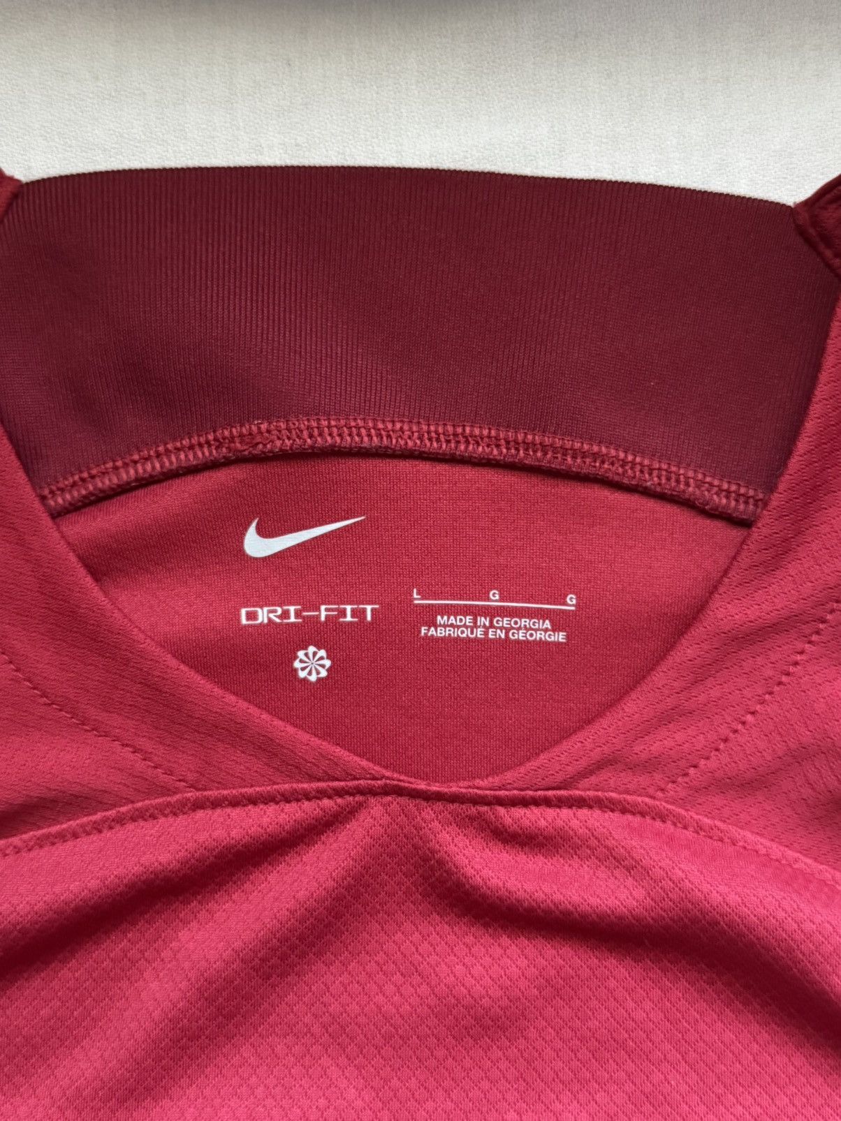 Nike Liverpool Red Home Nike Kit Jersey 22/23 Size US L / EU 52-54 / 3 - 7 Thumbnail