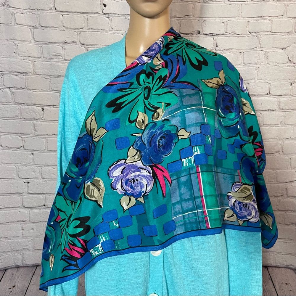 Albert Nipon Vintage Albert Nipon 100% Silk Floral Print Scarf 34" x 34" Size ONE SIZE - 2 Thumbnail