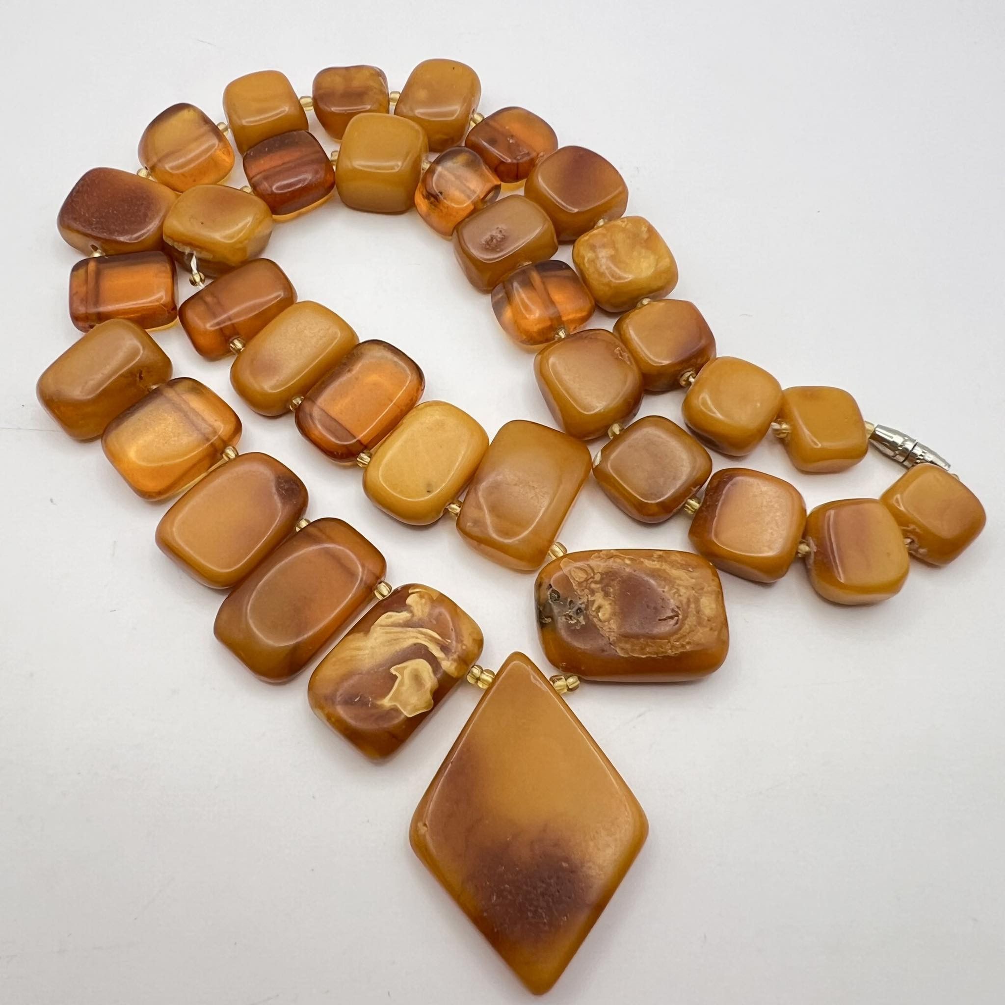 Vintage 100% Genuine Baltic Yellow Royal Amber Necklace Butterscotch Size ONE SIZE - 1 Thumbnail