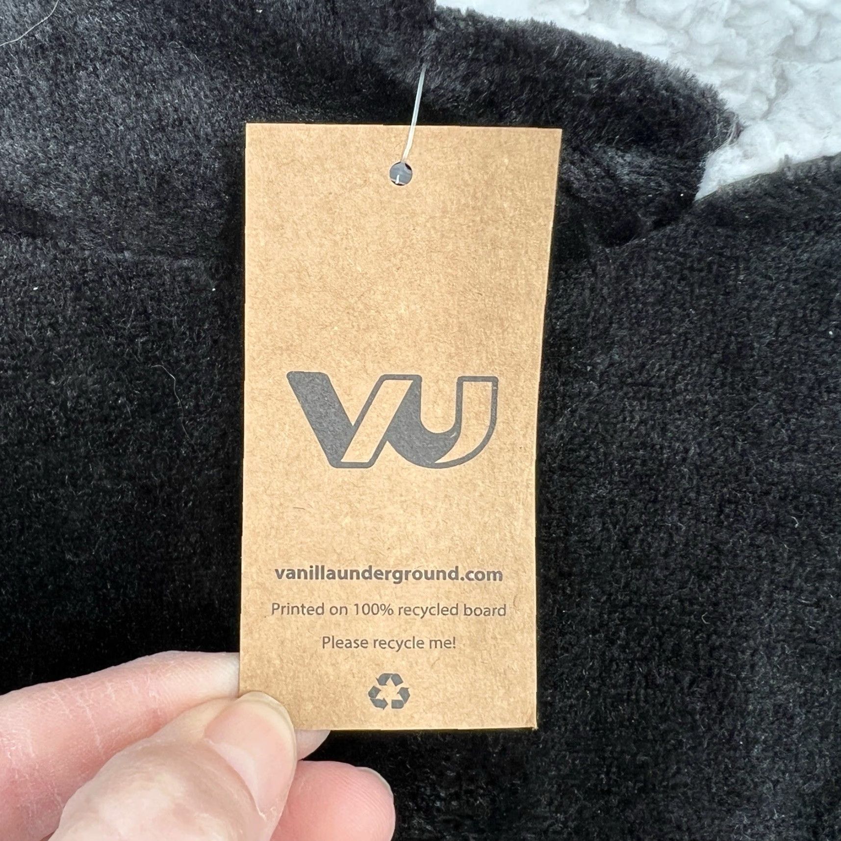 Vintage Yellowstone Dutton Ranch Blanket Hoodie One Size Pockets Size ONE SIZE - 3 Thumbnail
