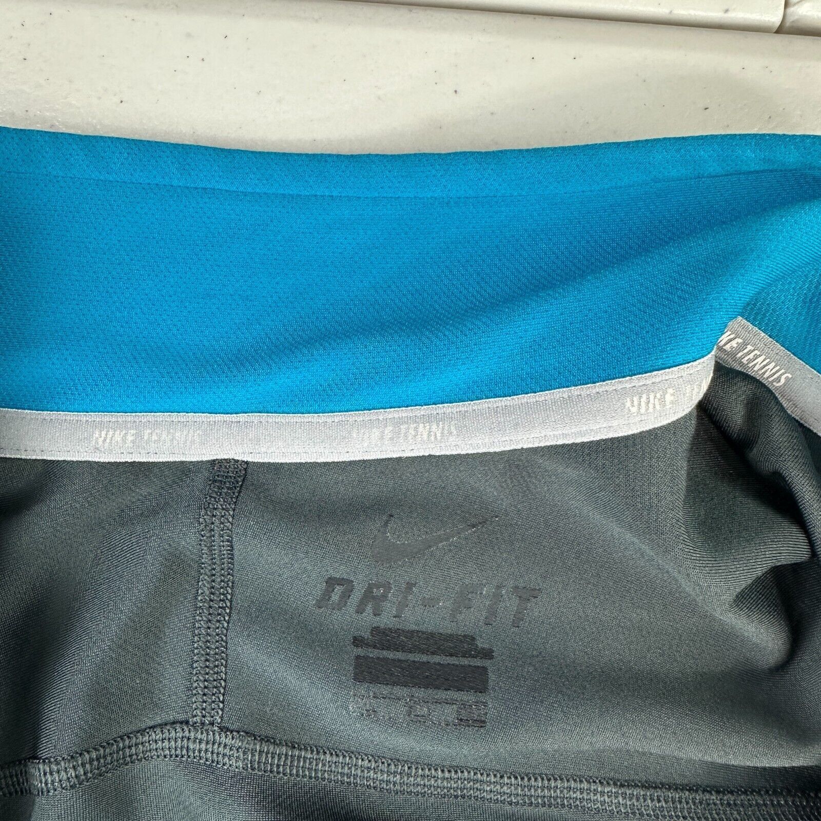 Nike Nike Tennis Long Sleeve 1/4 Zip XXL Pullover Running Size US XXL / EU 58 / 5 - 4 Thumbnail