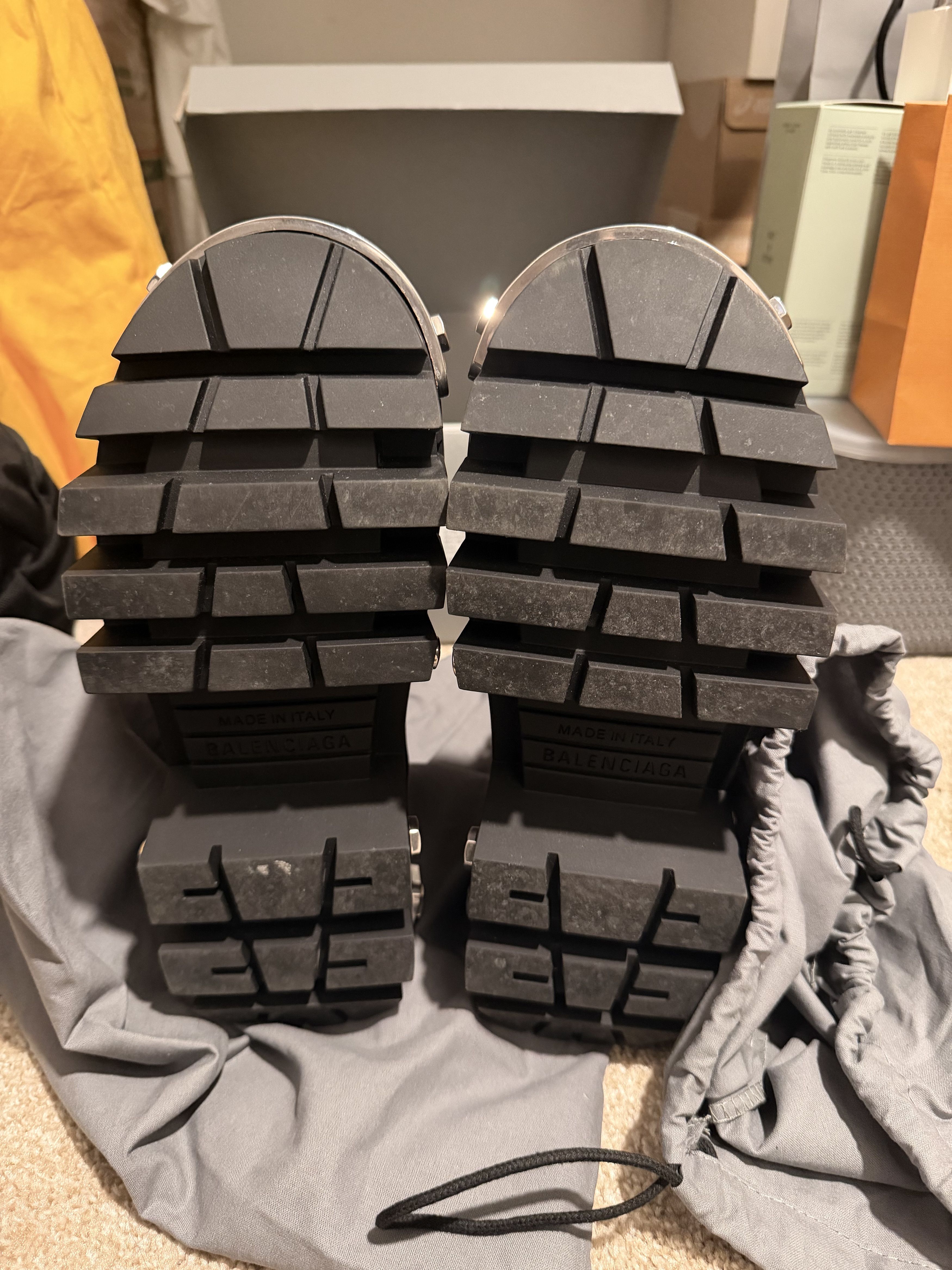 Balenciaga Balenciaga Bulldozers Size US 7 / EU 40 - 9 Thumbnail