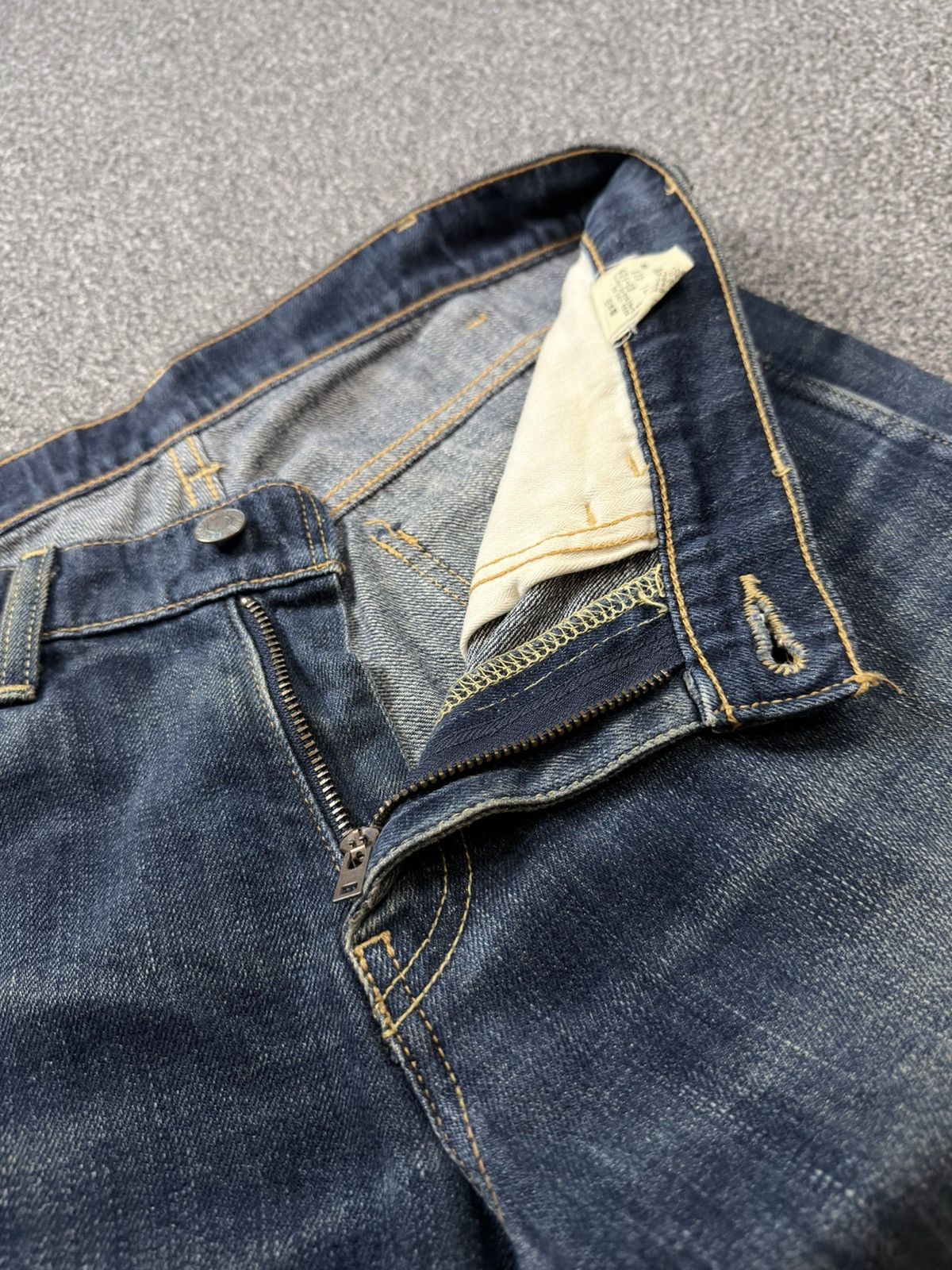 Levi's Vintage Denim Levis 606 Tappered Heavy Faded Distressed Wash Size US 32 / EU 48 - 14 Thumbnail