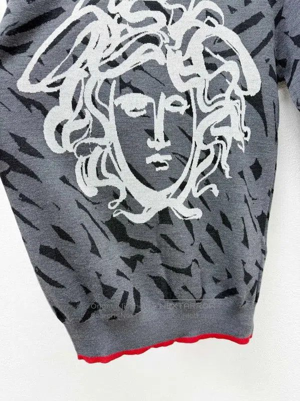 Versace Versace Gray Wool Men's Sweater . Size US M / EU 48-50 / 2 - 3 Thumbnail
