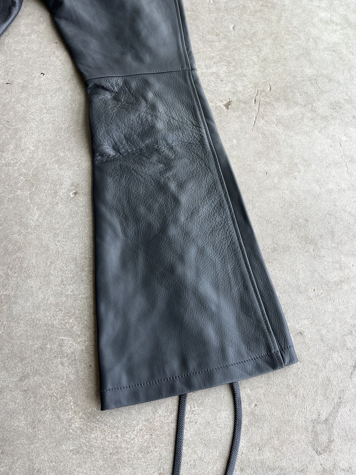 Jordan Brand × Travis Scott Jordan x Travis Scott Leather Pants (unisex) Size US 28 / EU 44 - 11 Thumbnail
