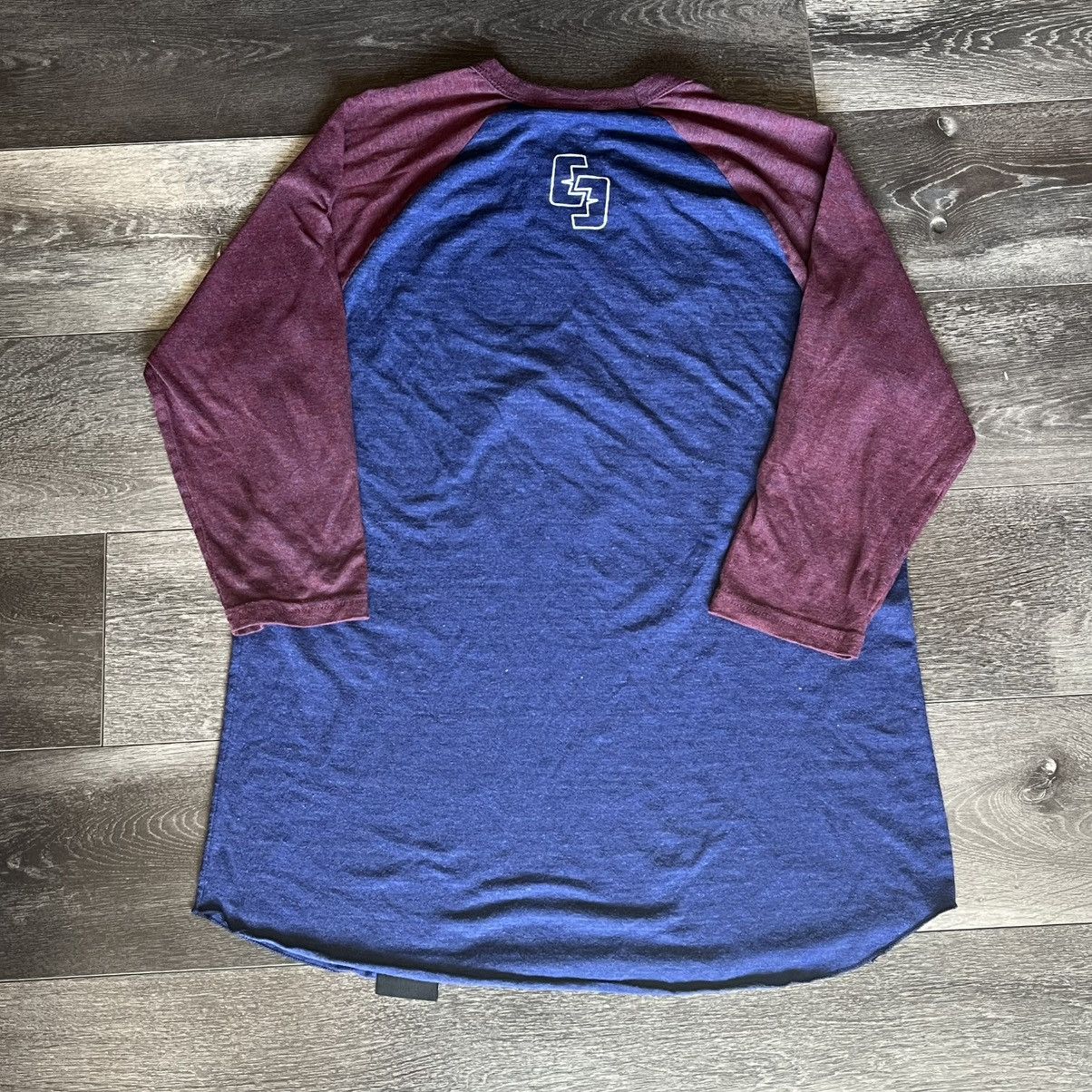 Vintage Vintage 2000s Captain Chronica Cat Bong Raglan Baseball Tee Size US L / EU 52-54 / 3 - 2 Thumbnail