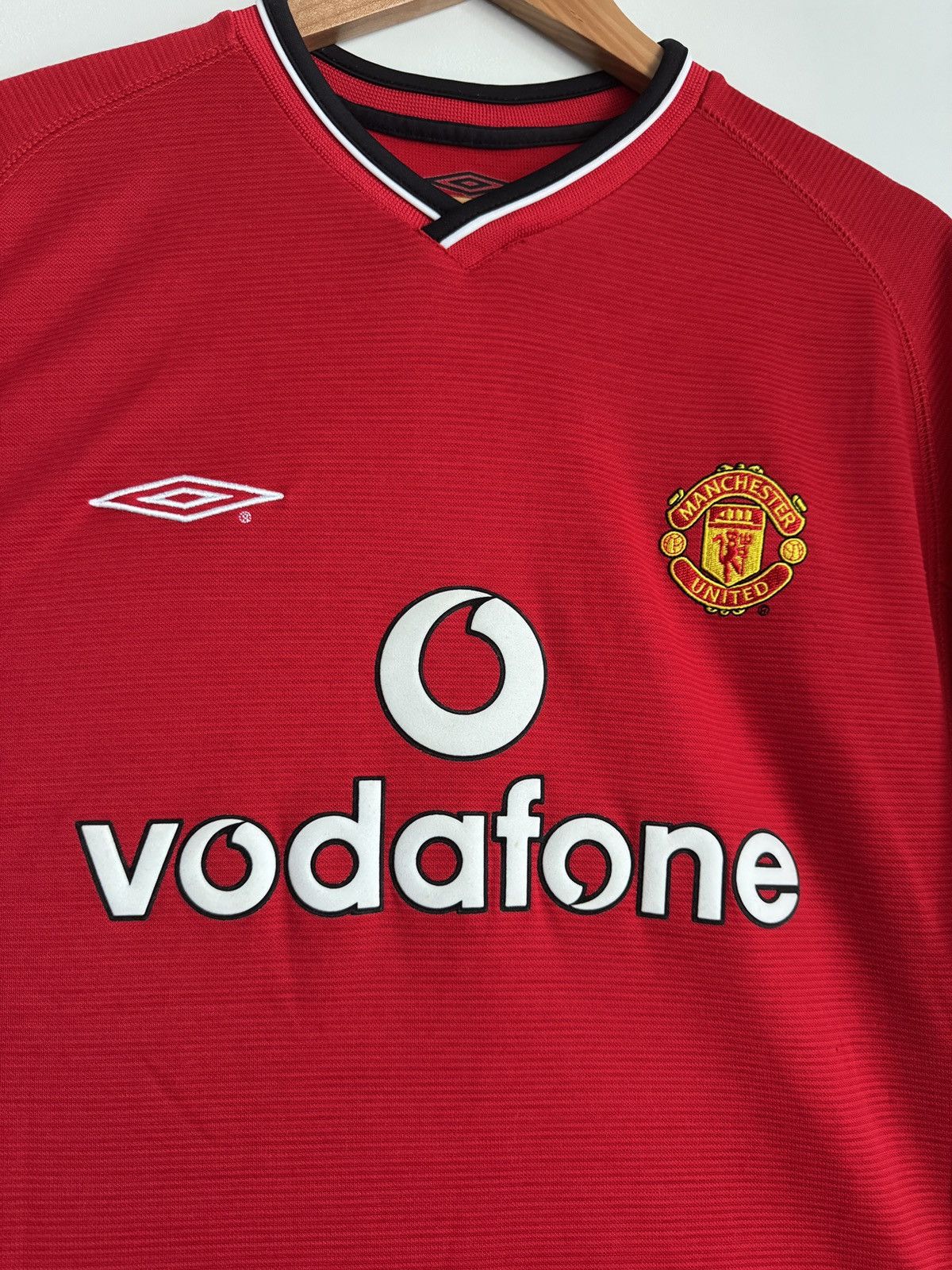 Umbro 2000 2002 Manchester united vintage jersey umbro vodafone Size US L / EU 52-54 / 3 - 8 Thumbnail