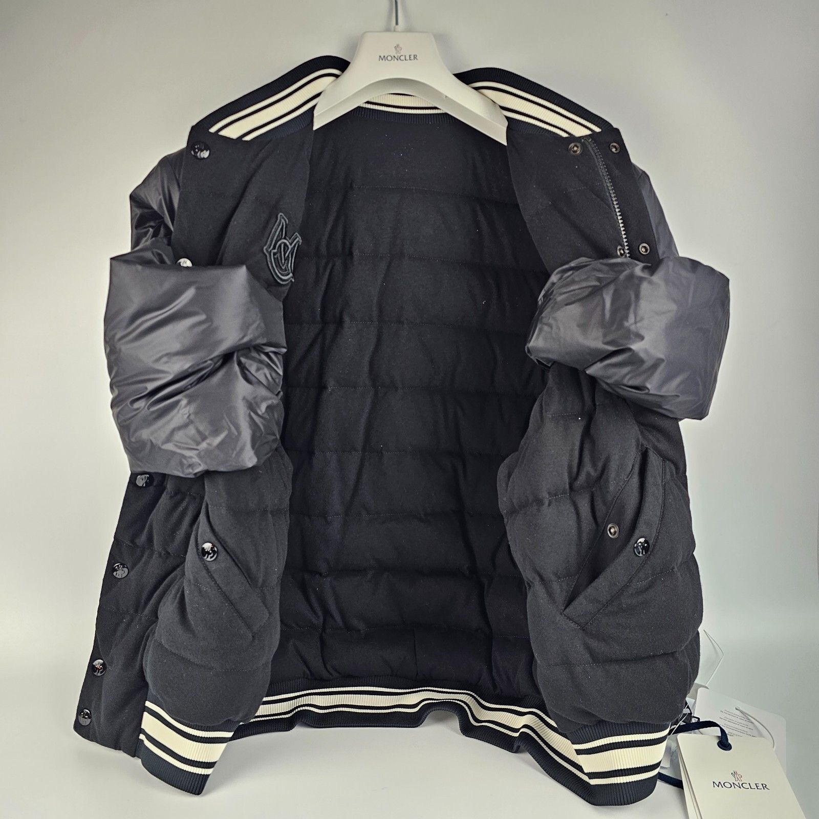 Moncler MONCLER Bouchet $2270 Black Down Jacket New 1 Size US S / EU 44-46 / 1 - 4 Thumbnail