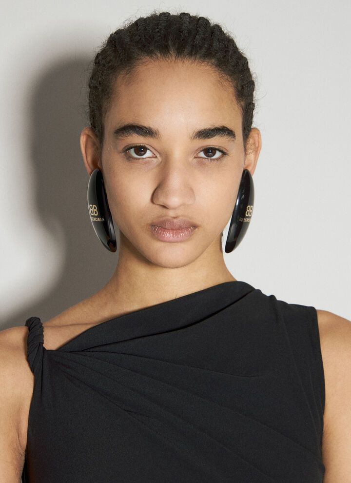 Balenciaga o1bcso1str1125 Size: OS / Hairclip Earring in Black/Gold Size ONE SIZE - 3 Thumbnail