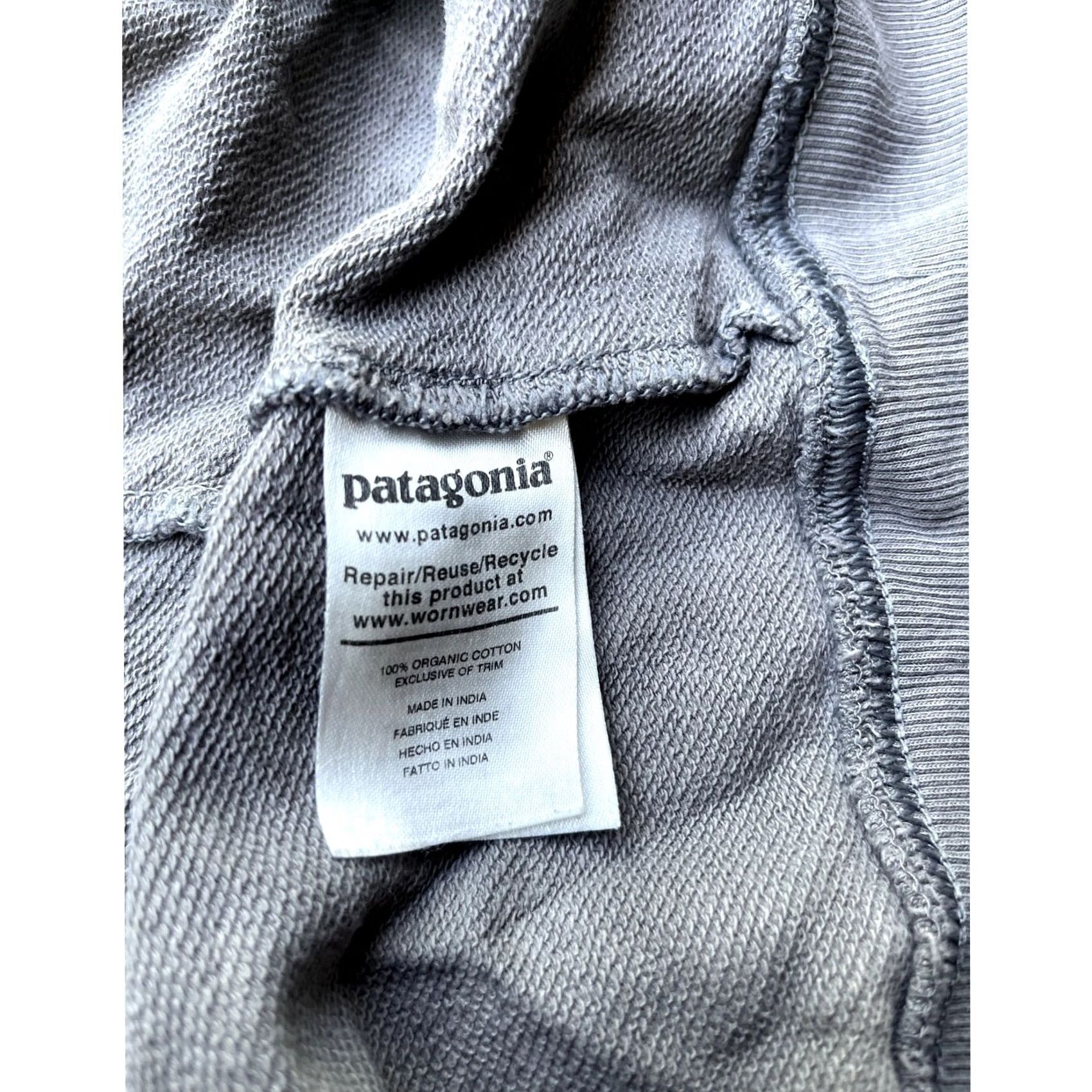 Patagonia Patagonia Sweatshirt Mens L Gray P-6 Logo Organic Crew Size US L / EU 52-54 / 3 - 6 Thumbnail