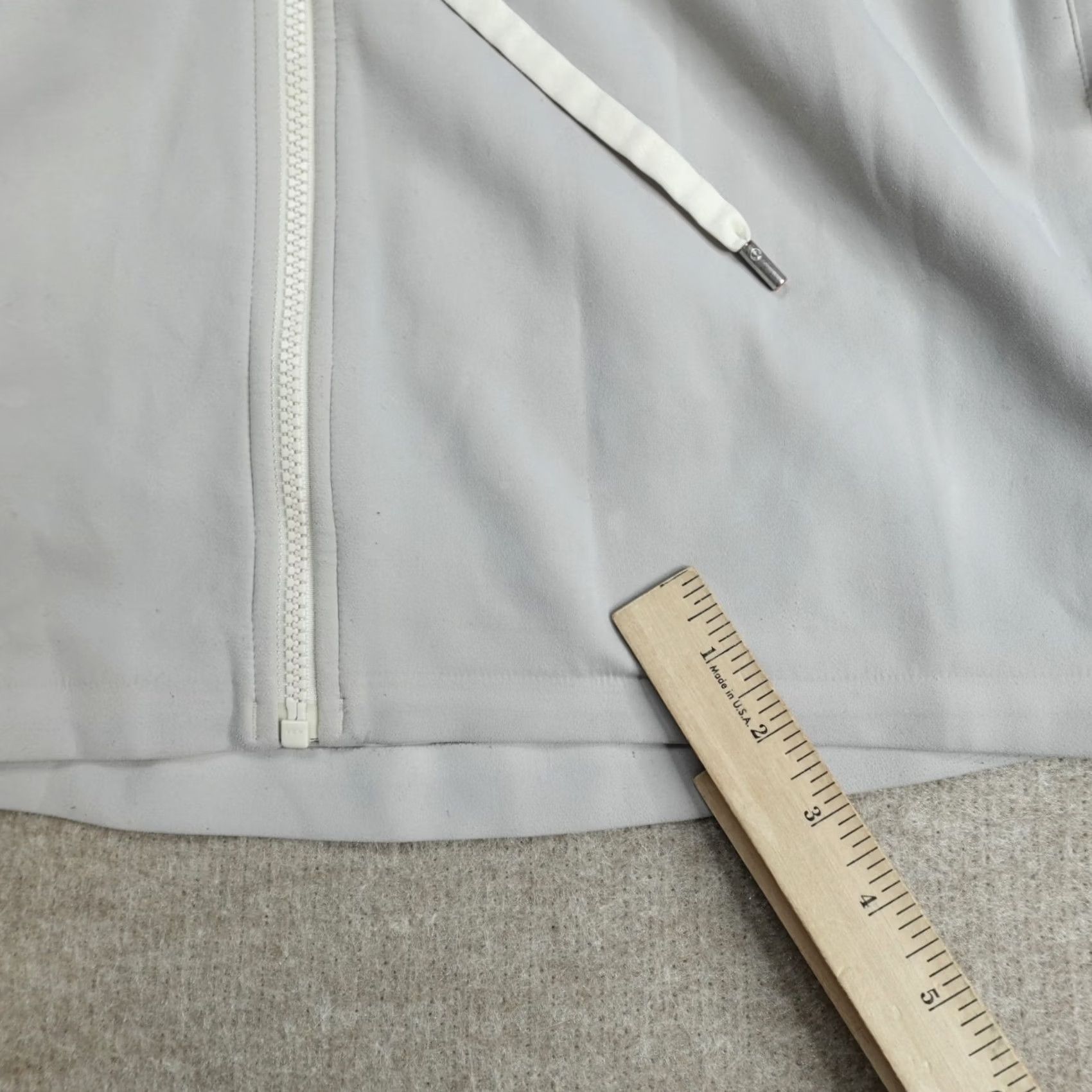 Lululemon Lululemon Womens Jacket M Gray Solid Full Zip Hooded Activewear Running & Jogging 8 Medium Womens Size M / US 6-8 / IT 42-44 - 4 Thumbnail