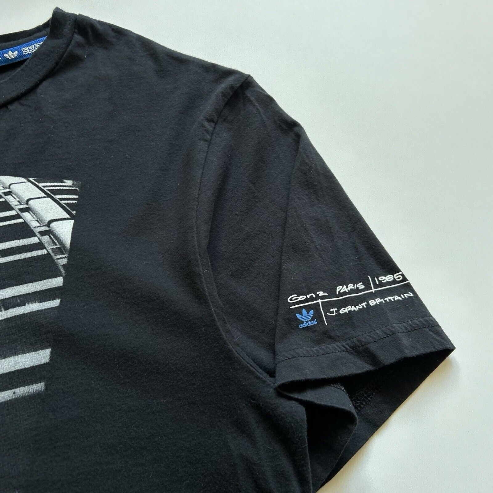 Adidas Vintage Adidas Skateboarding Mark Gonzalez Graphic T Shirt Size US L / EU 52-54 / 3 - 3 Thumbnail