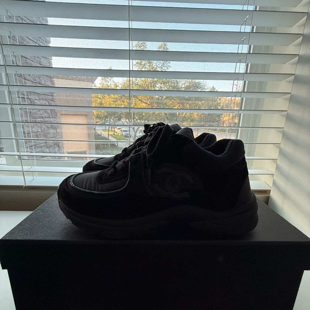 Chanel Chanel Interlocking CC Black Sneakers Size US 6.5 / IT 36.5 - 3 Thumbnail