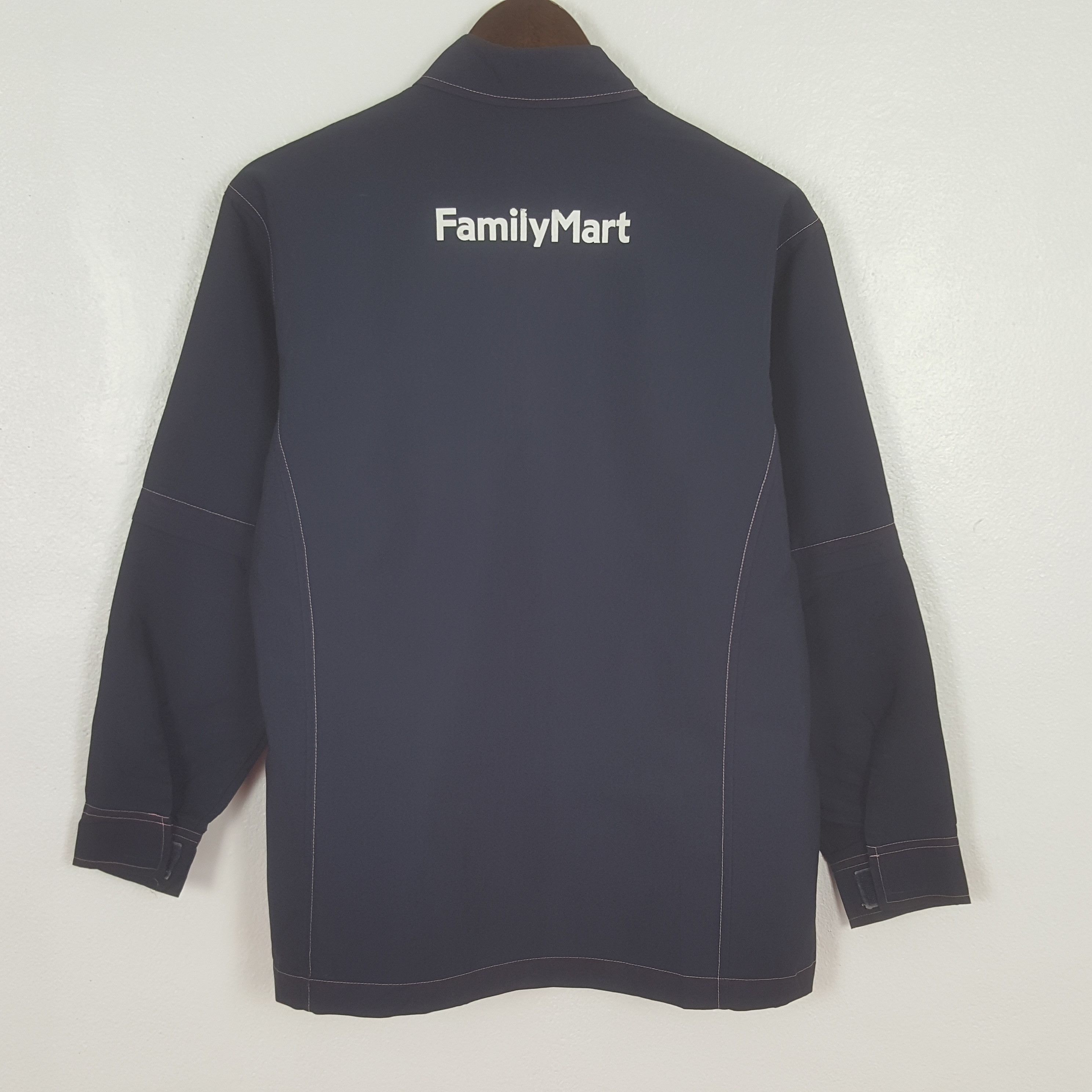 Japanese Brand Vintage Family Mart Worker Japan Jacket Size US S / EU 44-46 / 1 - 3 Thumbnail