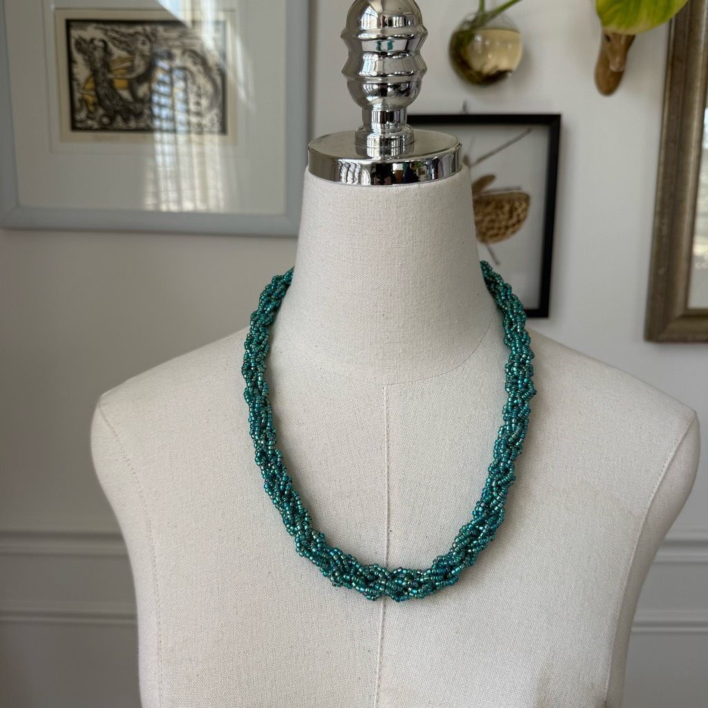 Other Turquoise Iridescent Glass Bead Braided Necklace Magnetic Cl Size ONE SIZE - 2 Thumbnail