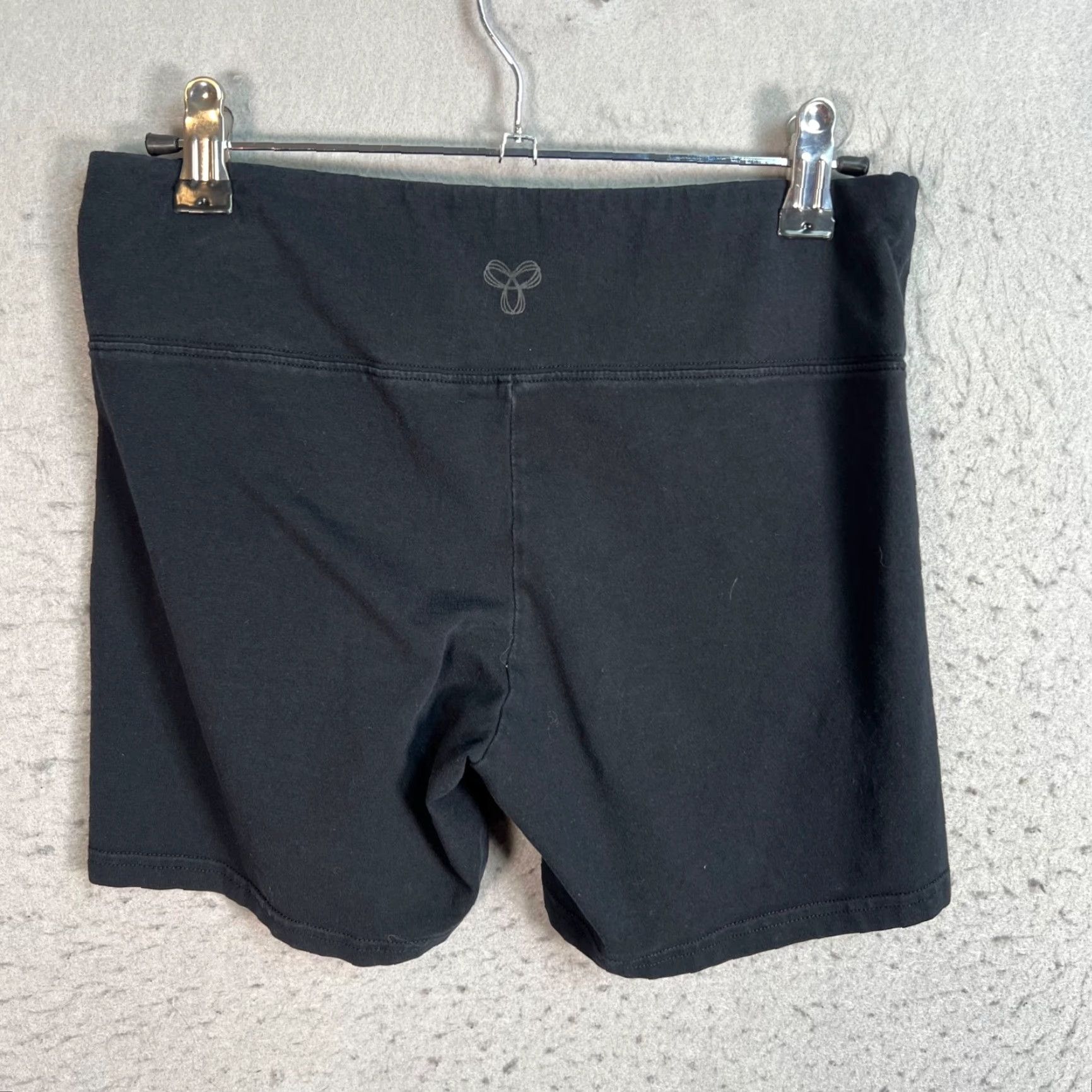 TNA Tna Womens Size Medium Black Cotton Blend High-Waisted Bike Shorts Shirt? Size 32" / US 10 / IT 46 - 2 Thumbnail