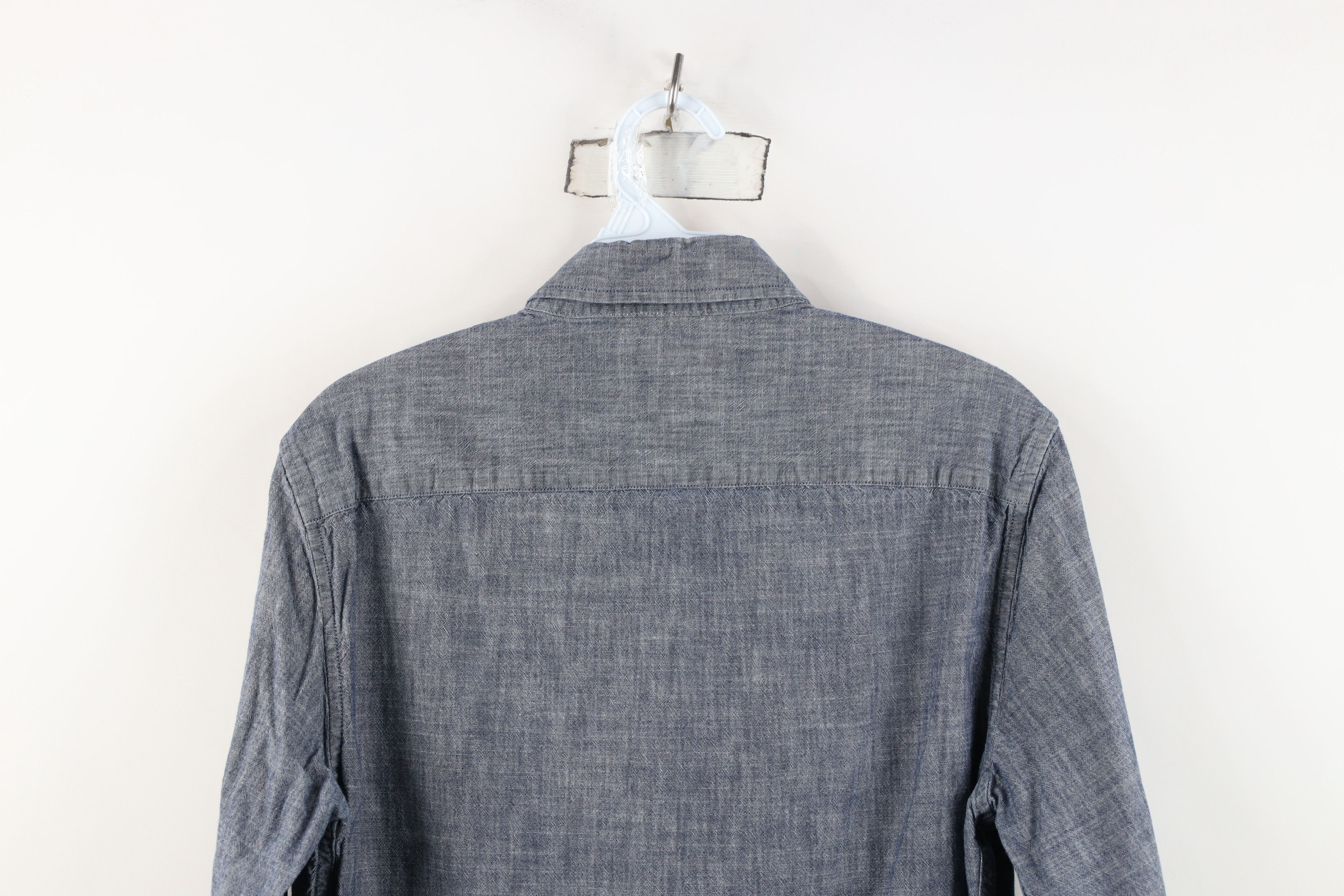Banana Republic Banana Republic Slim Fit Chambray Collared Button Down Shirt Size US S / EU 44-46 / 1 - 12 Thumbnail