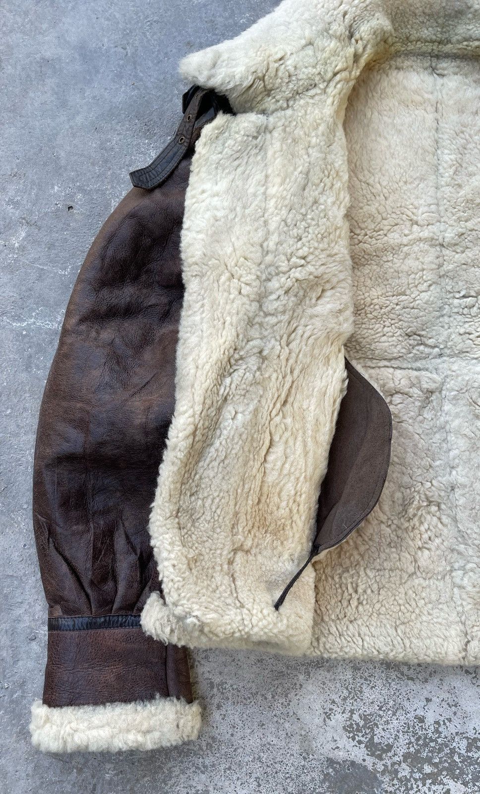 Japanese Brand 🔥RARE🔥 US AIR FORCE TYPE B-3 SHEEPSKIN FLIGHT LEATHER JACKET Size US XL / EU 56 / 4 - 8 Thumbnail