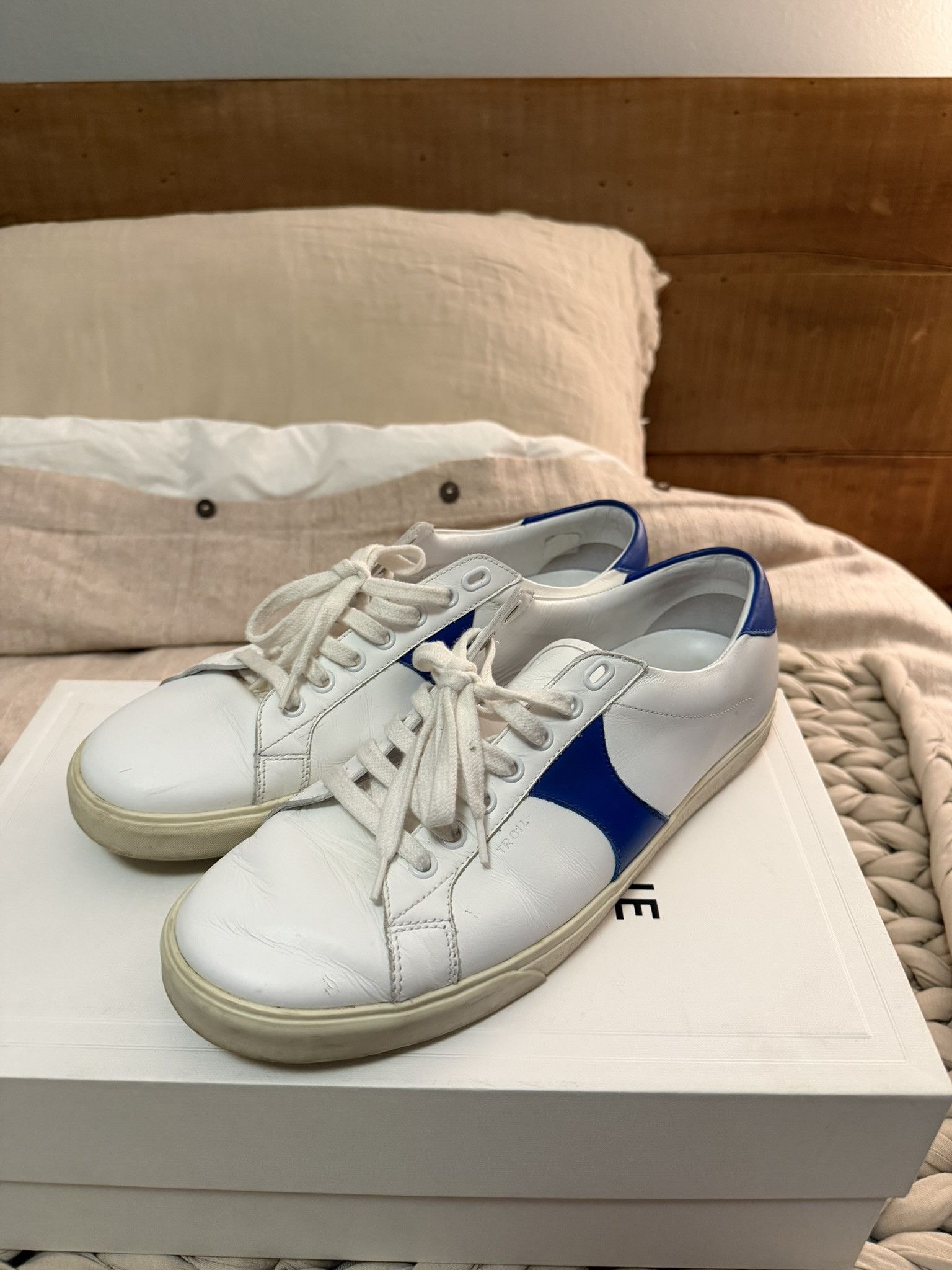 Celine Celine Shoes Celine White And Blue Leather Size: 42 Size US 9 / EU 42 - 6 Thumbnail