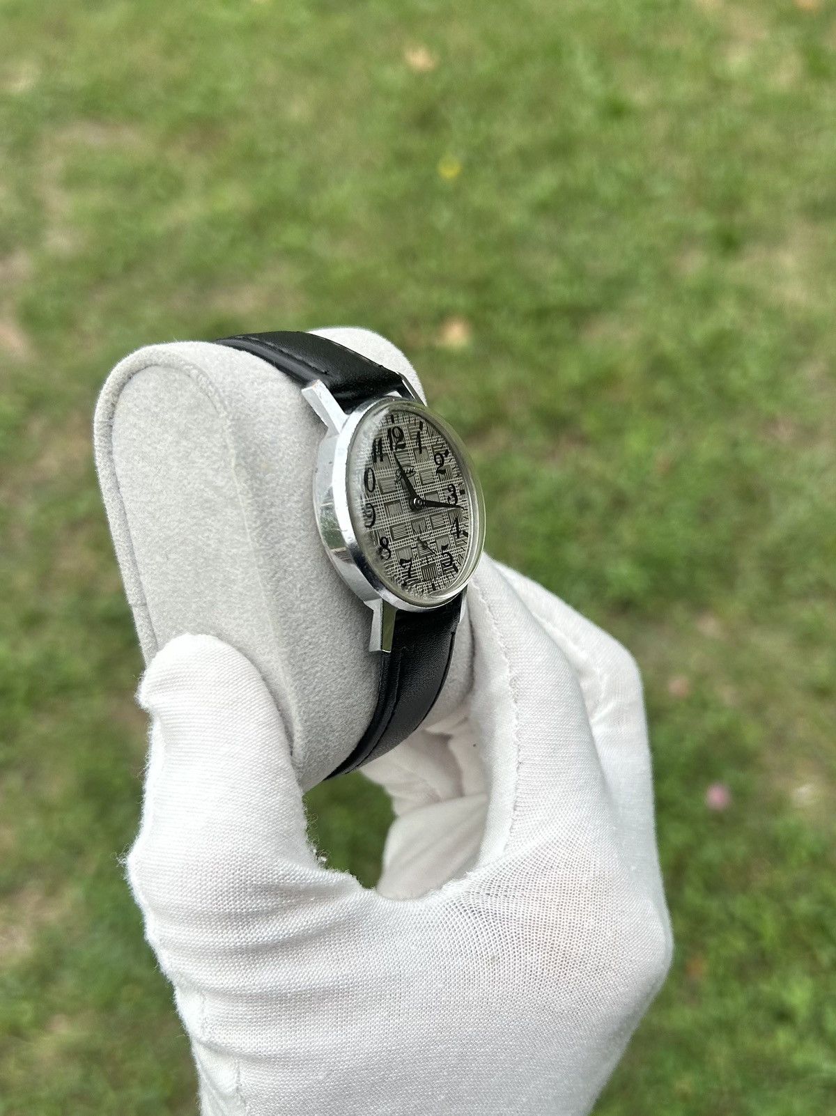 Vintage Vintage Watch Zim Soviet USSR Mechanical 1980s Size ONE SIZE - 6 Thumbnail