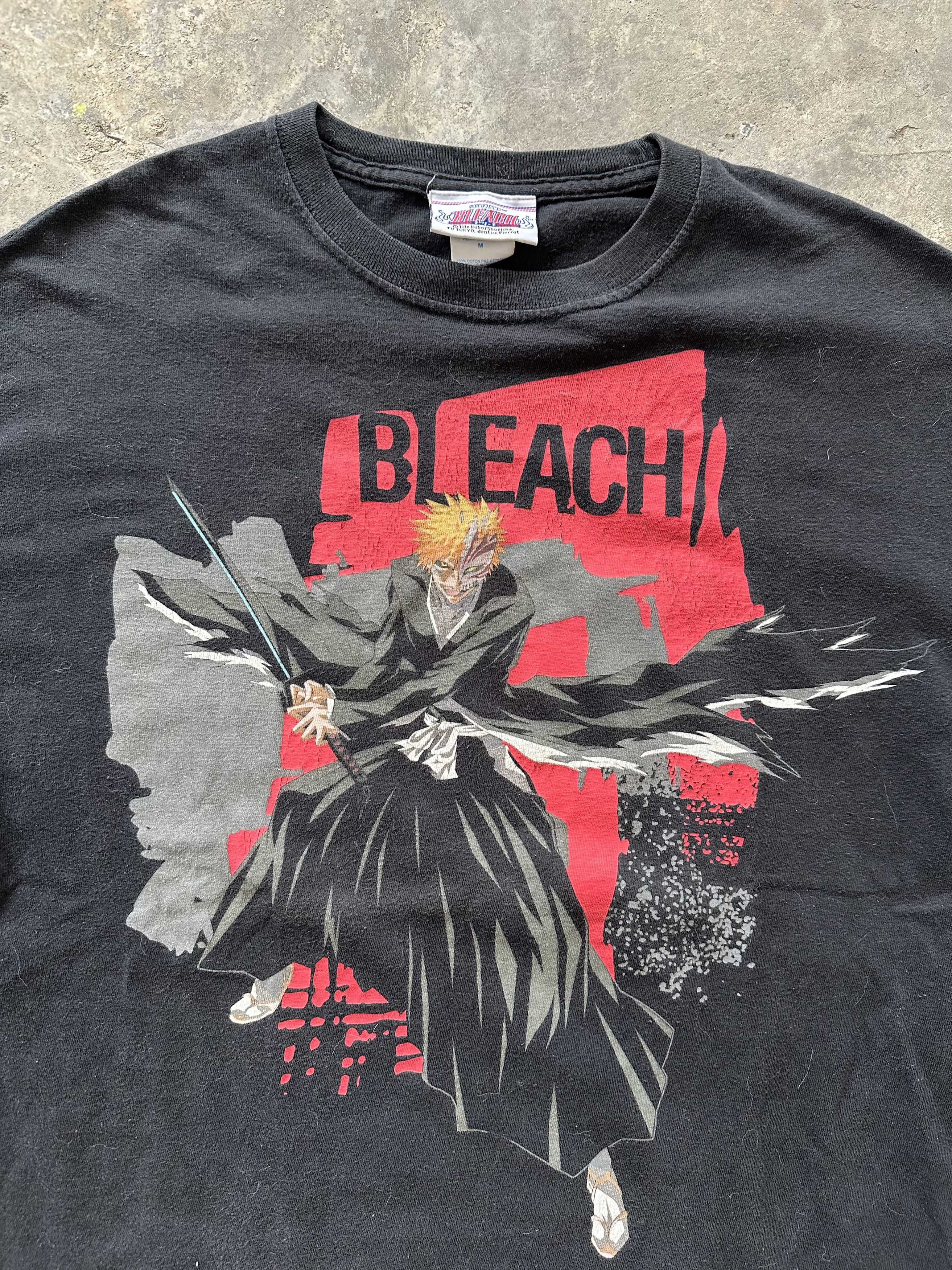 Anime Vintage 00's Shonen Jump Bleach “Ichigo Kurosaki” T-shirt Size US M / EU 48-50 / 2 - 1 Thumbnail