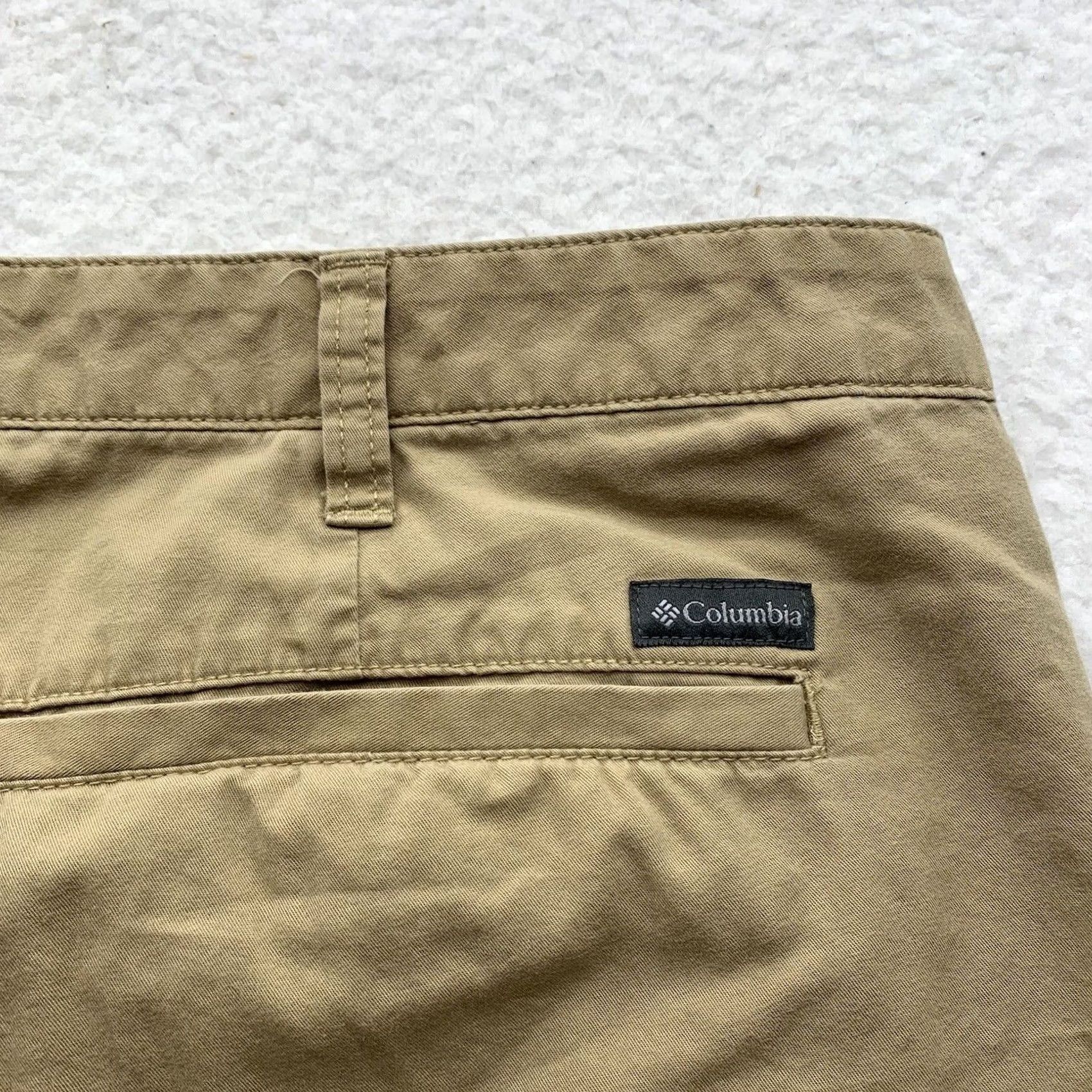 Vintage Columbia Mens Cargo Shorts Tan 42 10" Fishing Hiking Outdoors Size US 42 / EU 58 - 4 Thumbnail