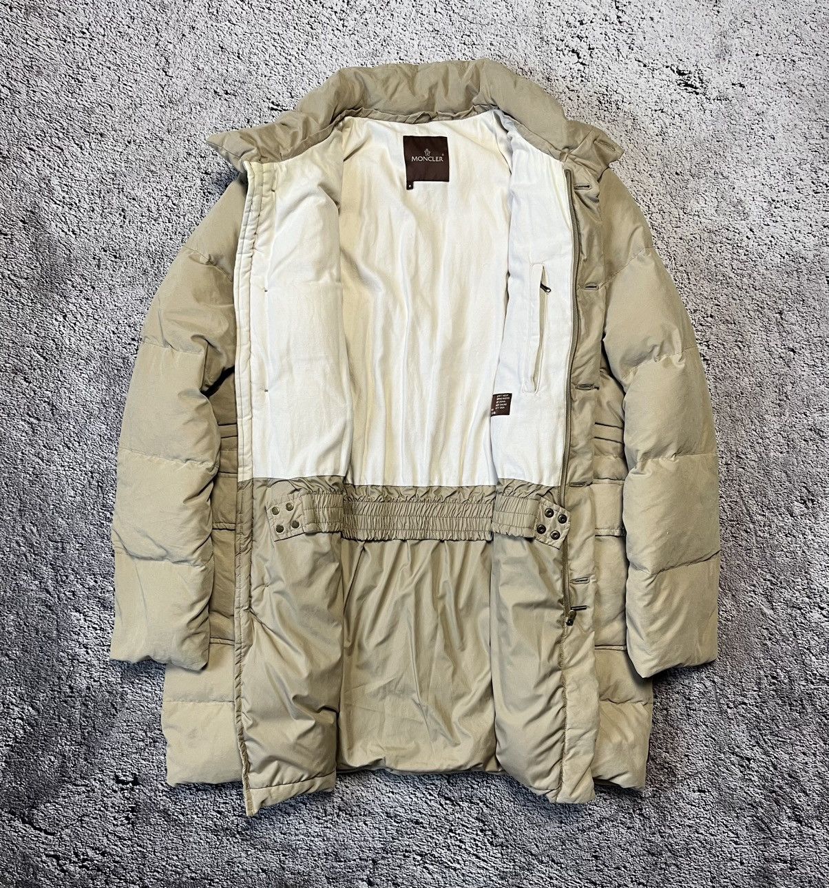 Moncler Vintage Moncler Down Puffer Jacket Beige Mens Size 6 Size US XL / EU 56 / 4 - 8 Thumbnail