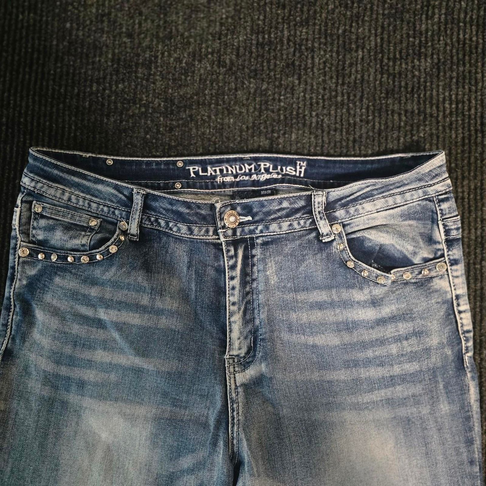 Other Platinum Plush Embroidered with rhinestone bootcut Jeans Size 28" / US 6 / IT 42 - 5 Thumbnail