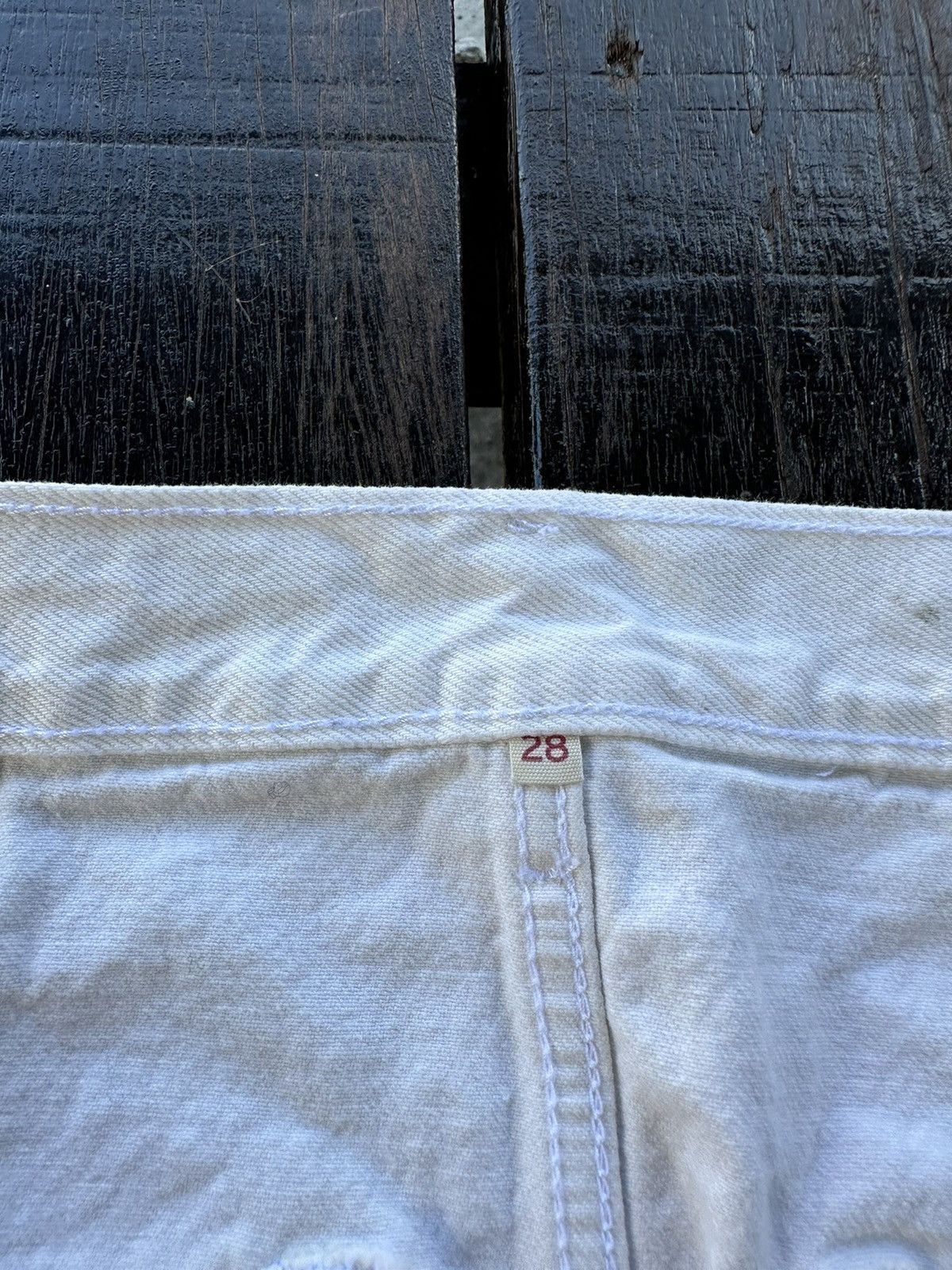 Levi's Levis white mini skirt Size 30" / US 8 / IT 44 - 9 Thumbnail