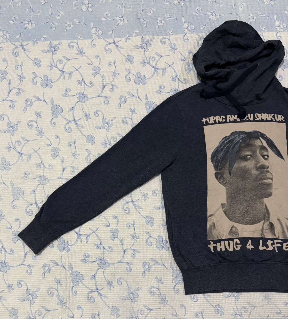 Band Tees Amaru Shakur Thug 4 Life Hip Hop Hoodies Size US S / EU 44-46 / 1 - 2 Thumbnail