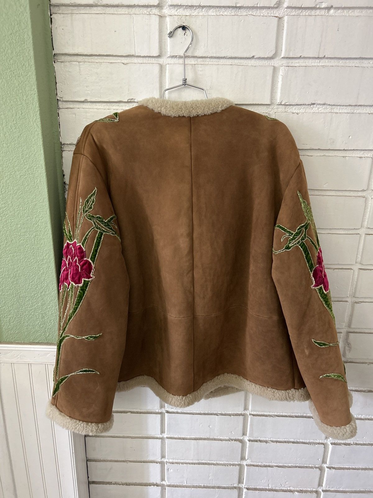 Gucci Gucci Embroidered Shearling Jacket (sz48) Size US M / EU 48-50 / 2 - 2 Thumbnail