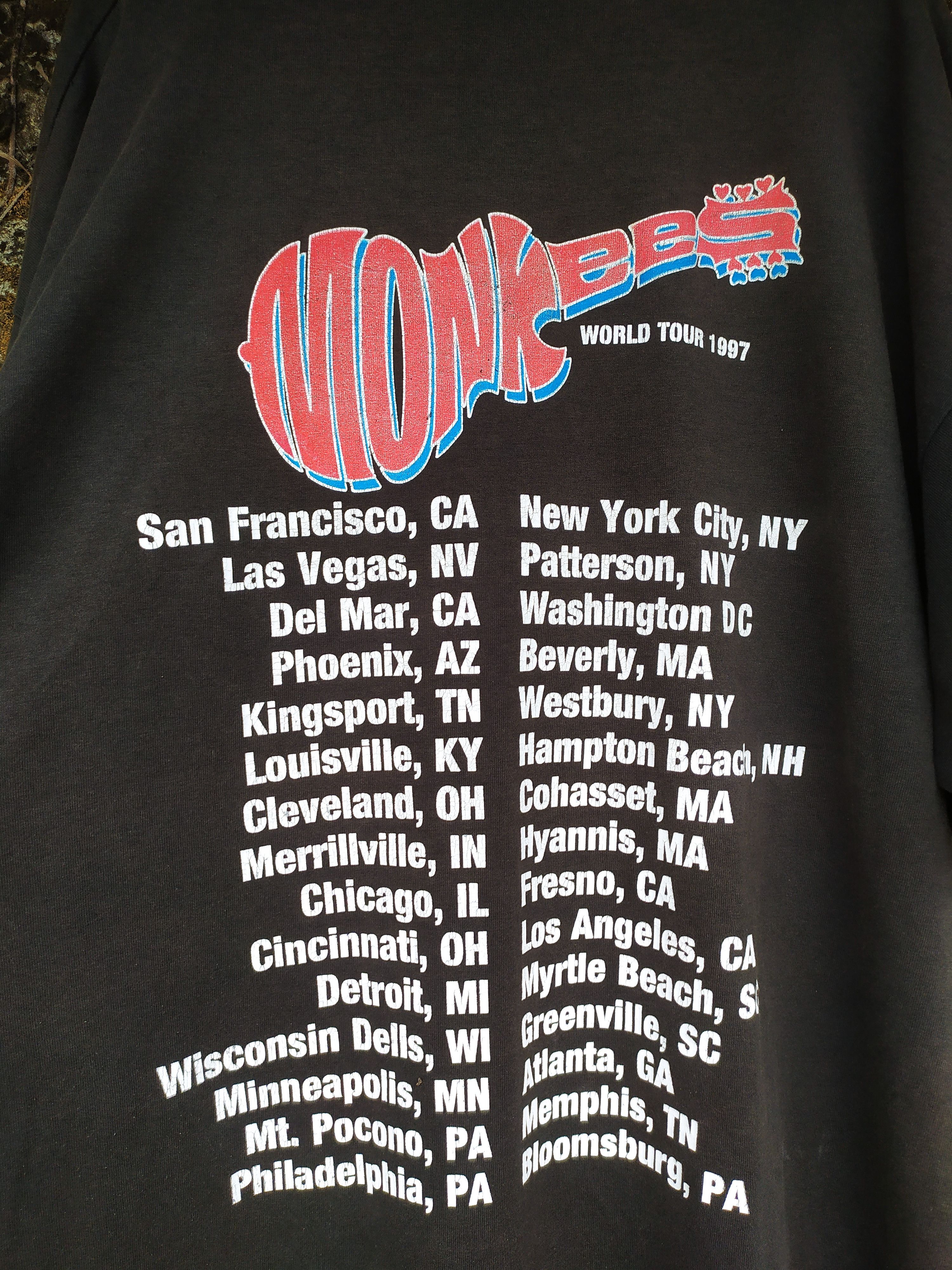 Band Tees Vintage Monkees Tour 1997 Size US XL / EU 56 / 4 - 10 Thumbnail
