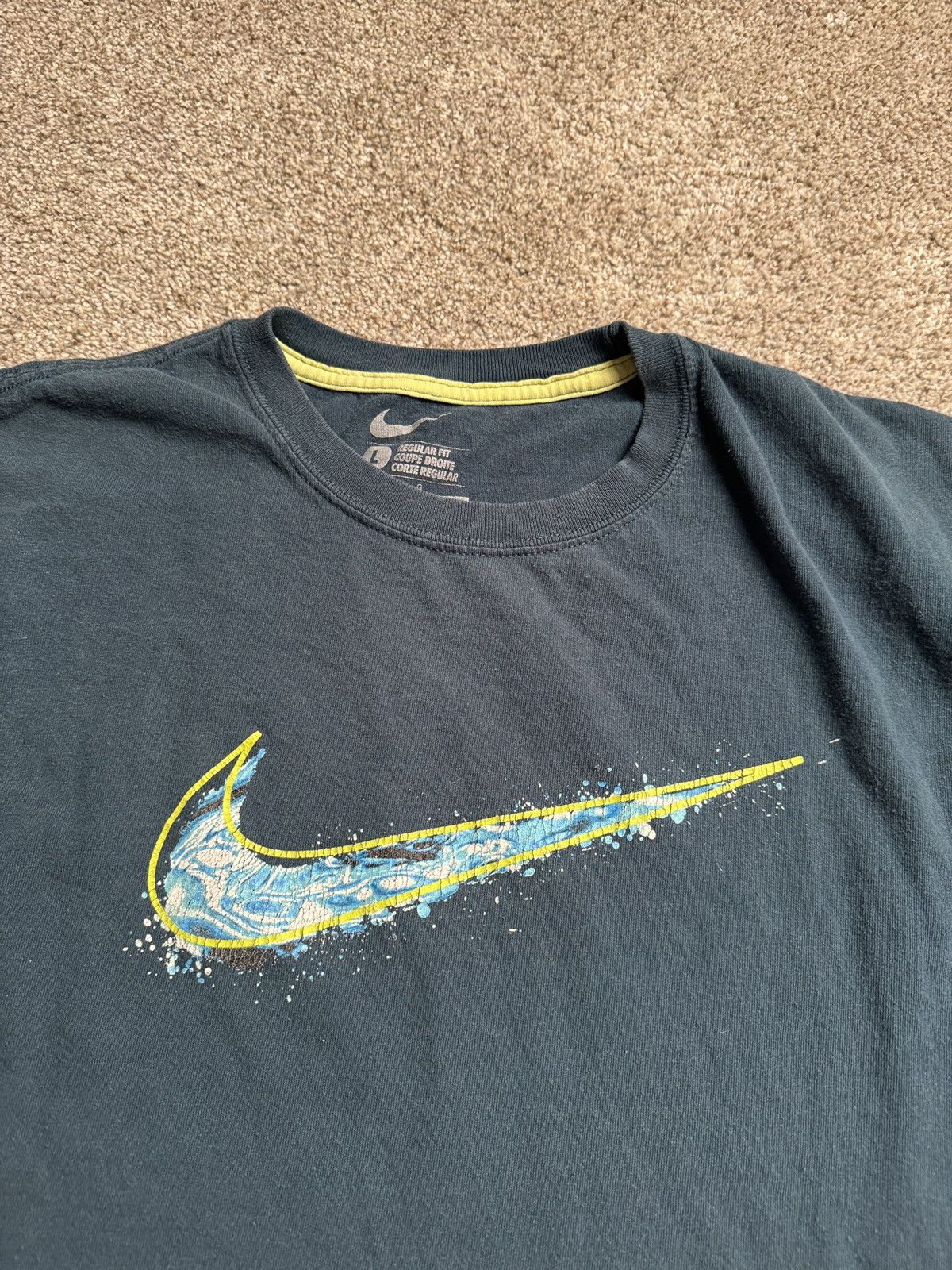 Nike NAVY NIKE “DRIP” GRAPHIC TEE Size US L / EU 52-54 / 3 - 2 Thumbnail