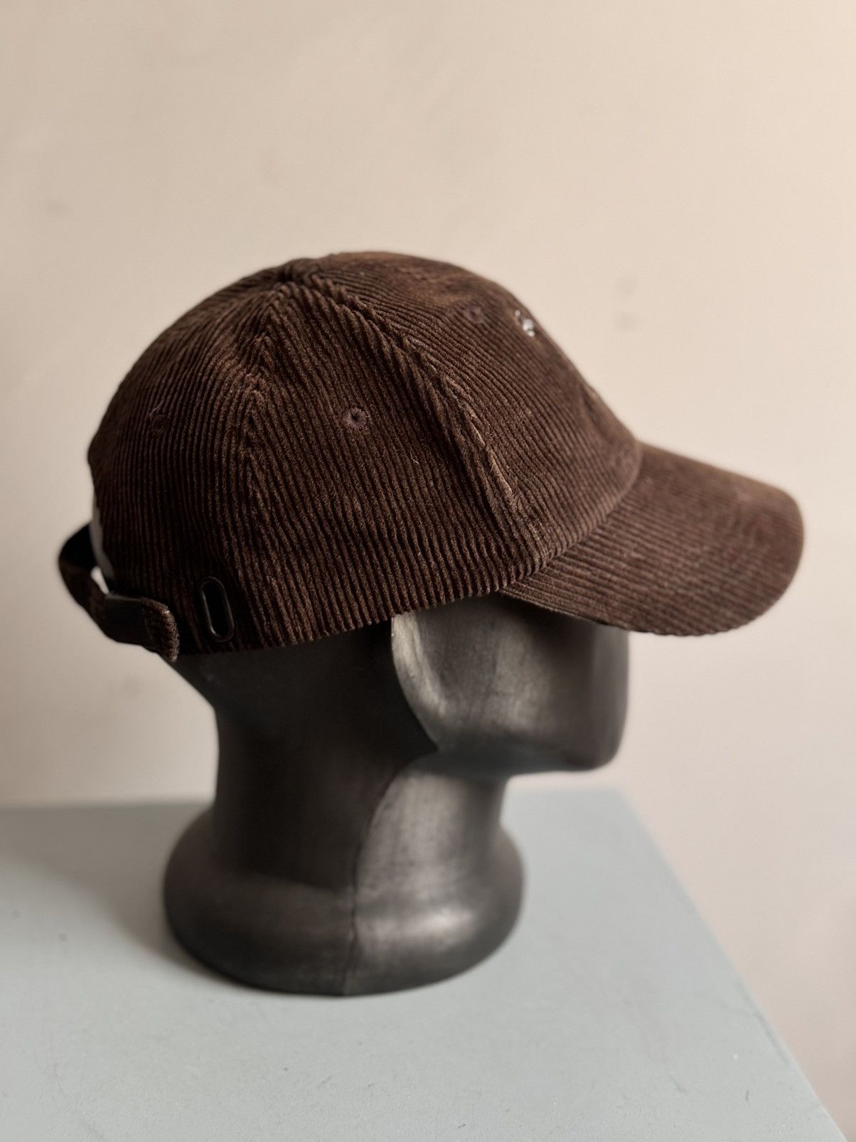 Stussy USA Stussy Velvet Hat gap vintage streetwear Stussy big logo Size ONE SIZE - 5 Thumbnail