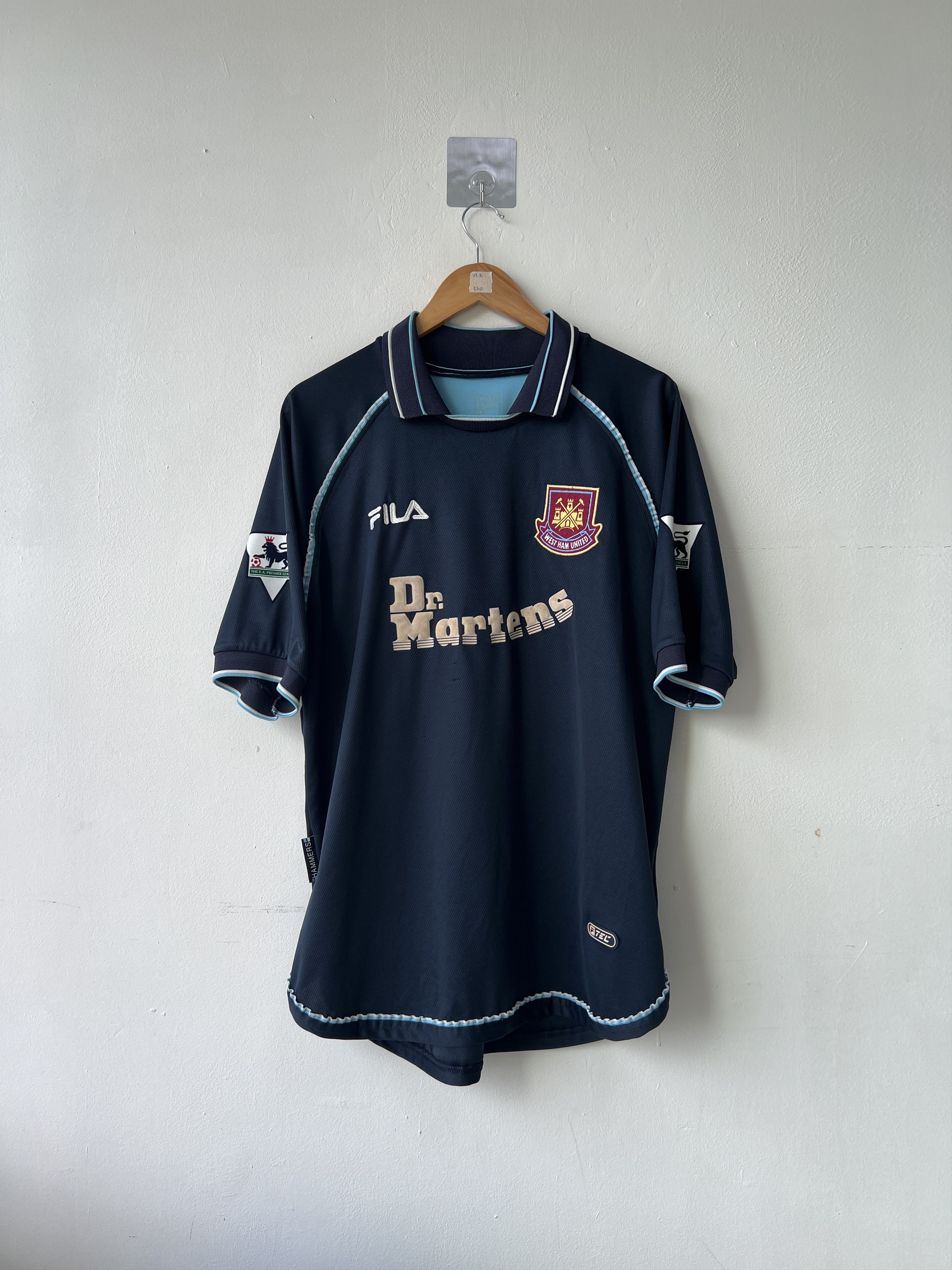 Fila (L) West Ham 1999-01 Third Kit Lampard #18 Size US L / EU 52-54 / 3 - 2 Thumbnail