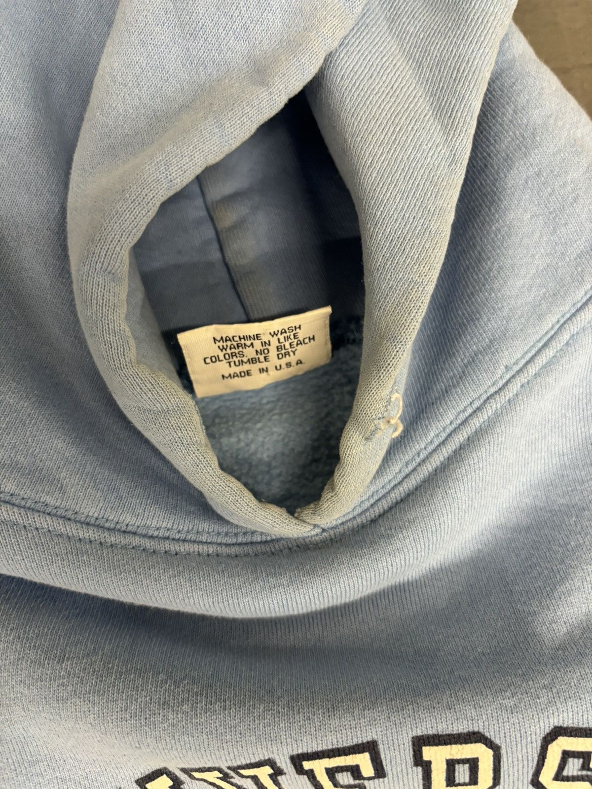 Vintage Vintage 90s university of North Carolina hoodie made in USA Size US L / EU 52-54 / 3 - 4 Thumbnail