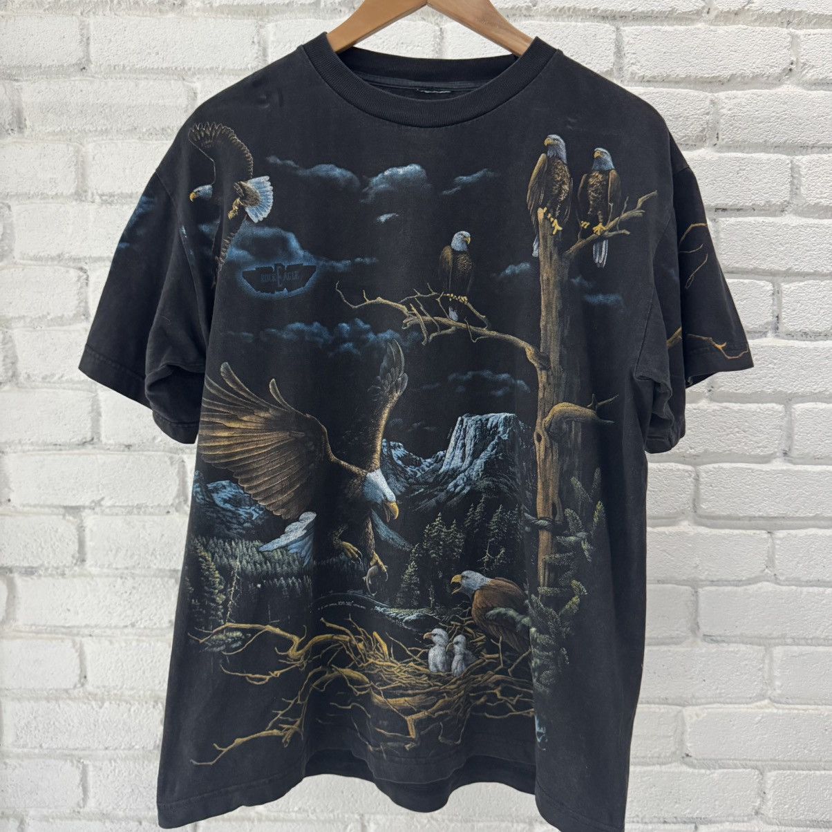 Vintage 98’s Rock Eagle AOP Tee Size US M / EU 48-50 / 2 - 1 Thumbnail