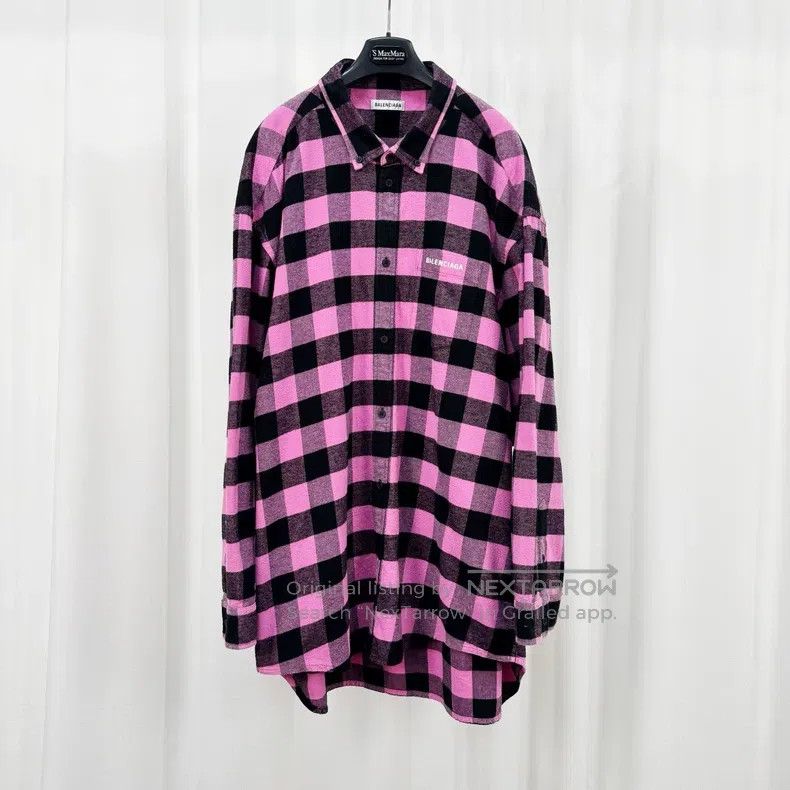 Balenciaga Balenciaga Black and Pink Lettering Printed Plaid Shirt Ja Size XXS / US 00 / IT 34 - 1 Thumbnail