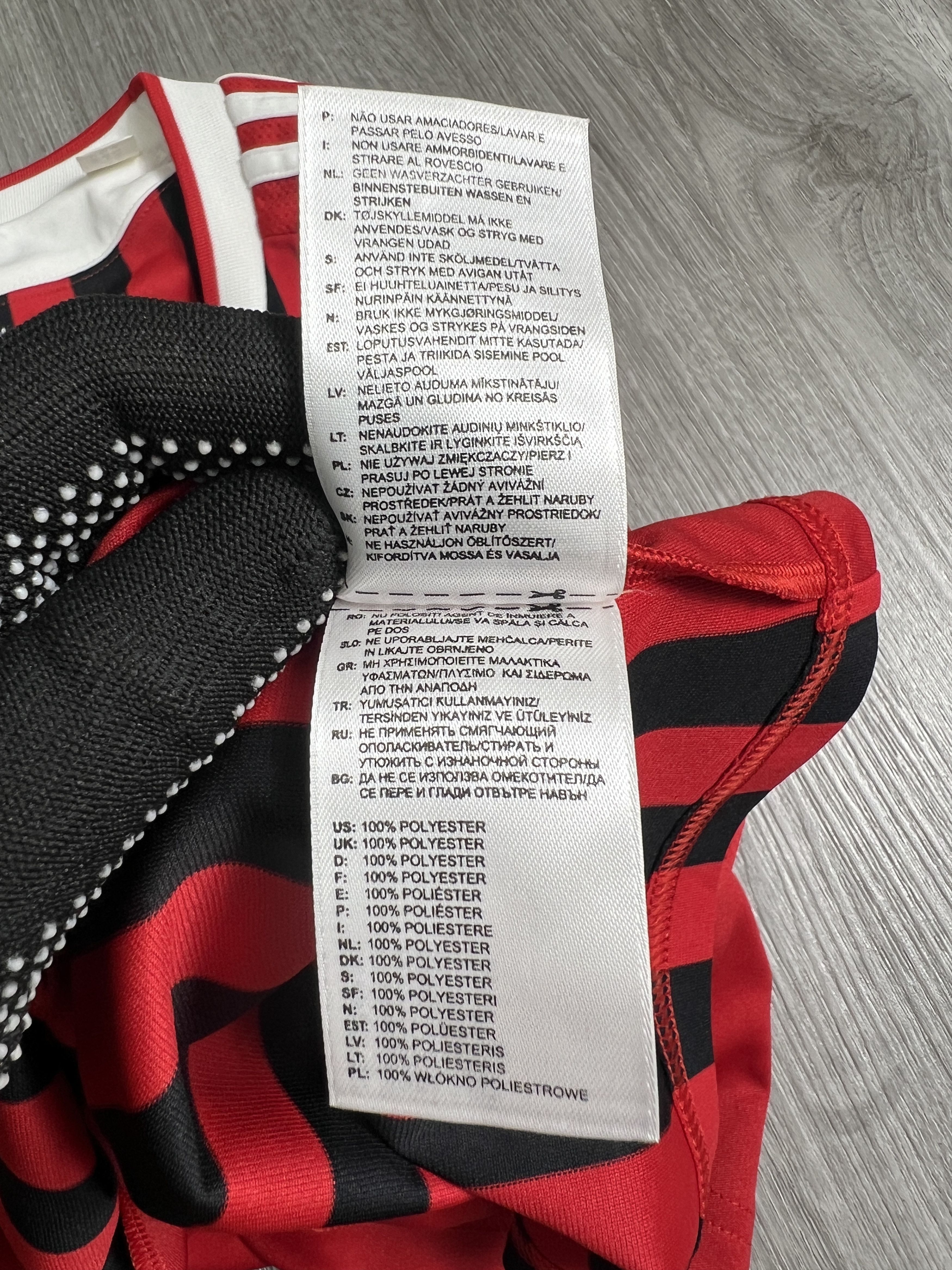 Adidas A.C. Milan 2011-2012 Women's Home Jersey (M) GTME403 Size M / US 6-8 / IT 42-44 - 6 Thumbnail