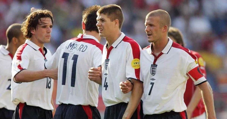Vintage ENGLAND 2003 2005 HOME FOOTBALL SHIRT SOCCER JERSEY Size US XL / EU 56 / 4 - 15 Thumbnail